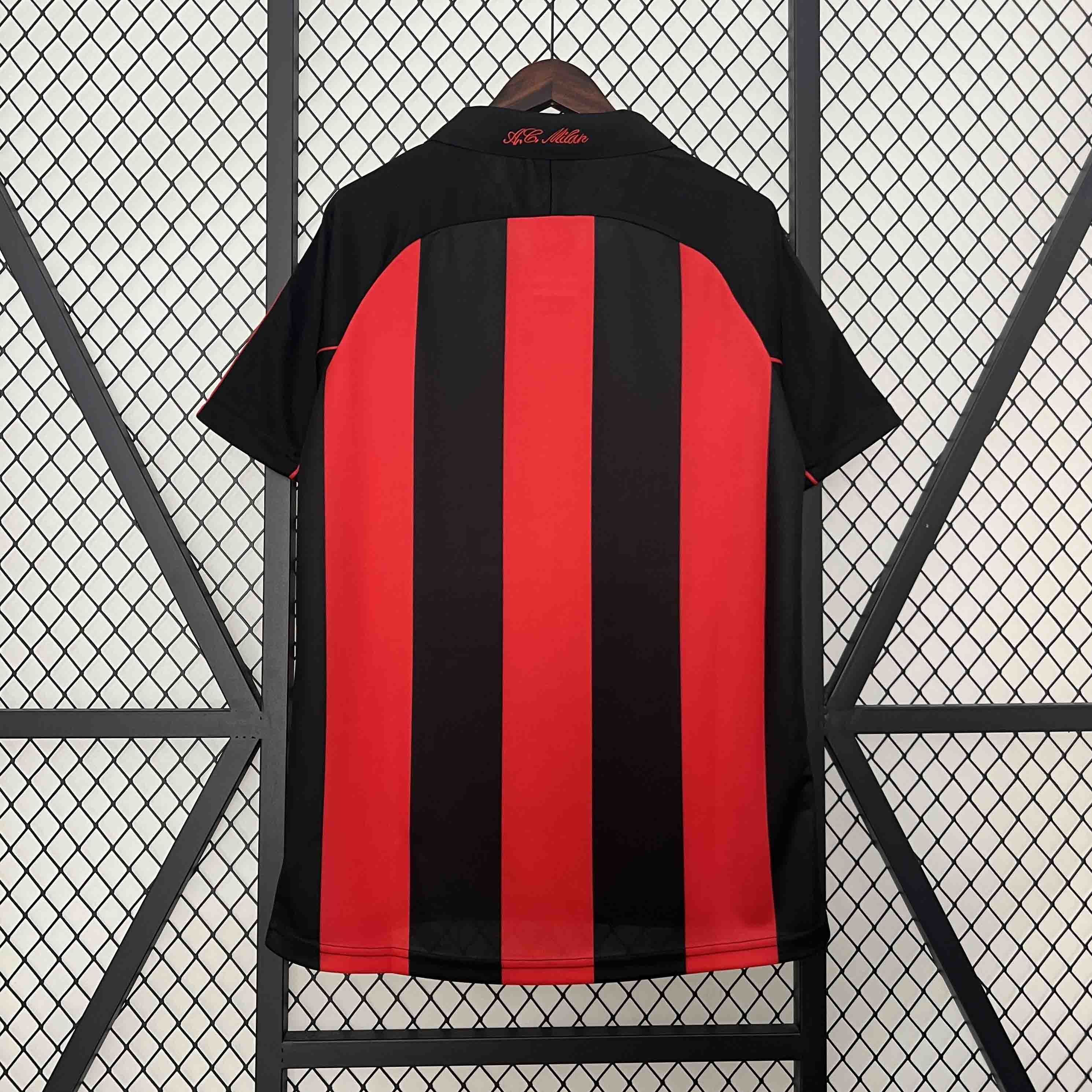 01-02 AC Milan Home Retro Kit Soccer Uniform AAAAJerseys Dropshipping Yupoo 3