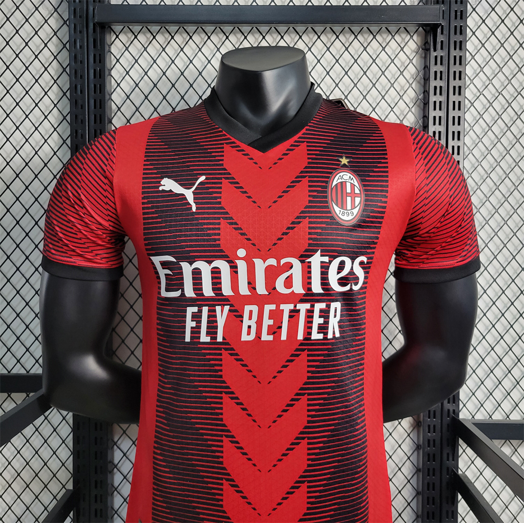 23-24 AC Milan home player version 5
