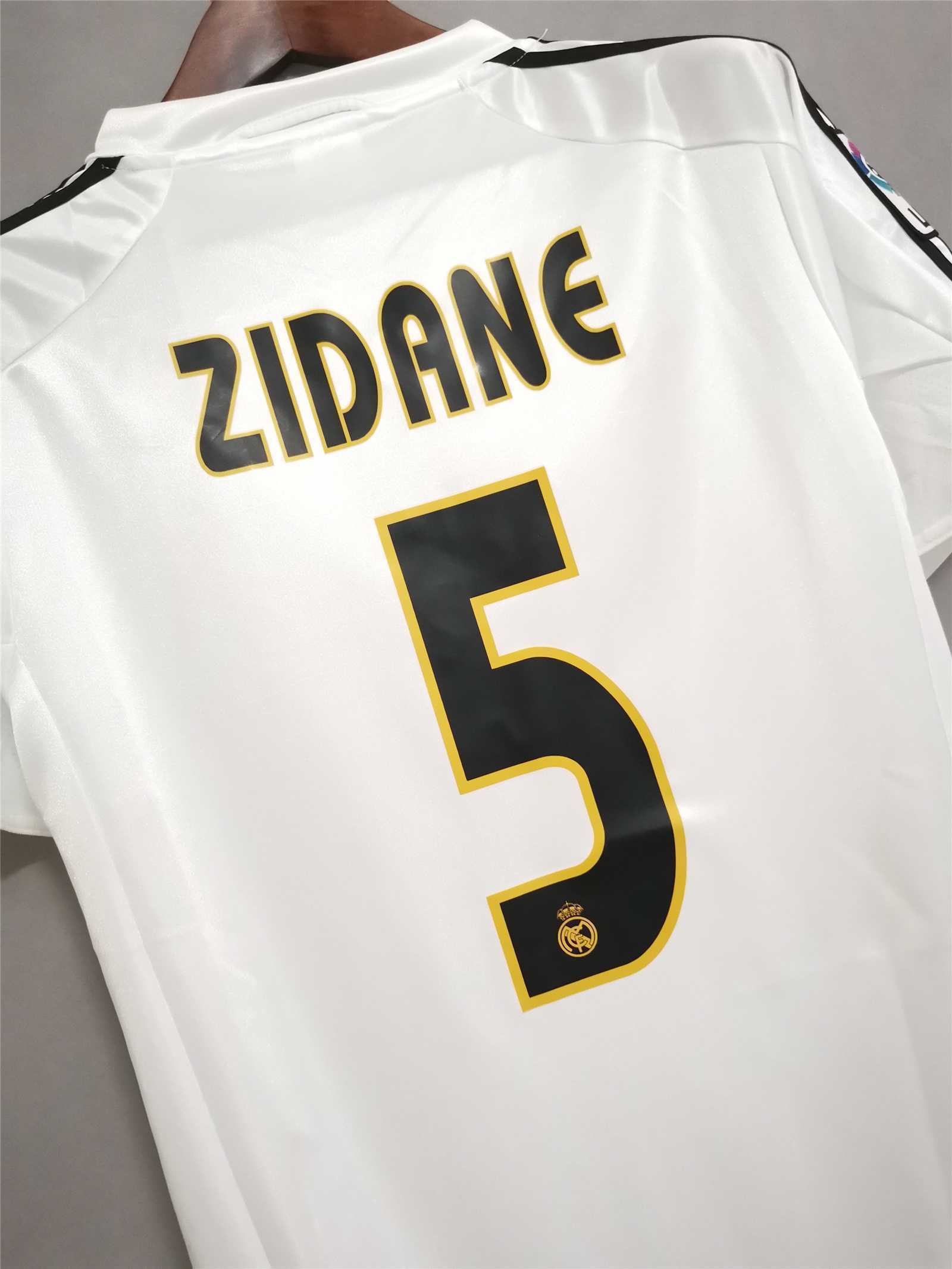 04-05 Real Madrid home 7