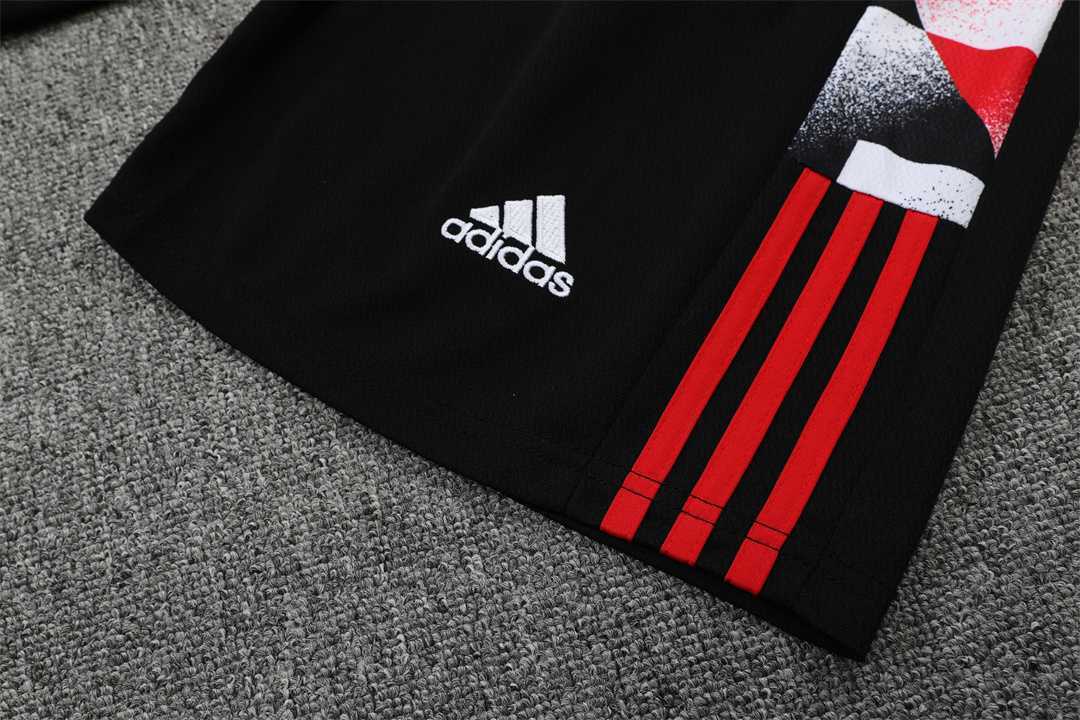 22-23 Manchester United training suit short sleeve kit red black and white color matching 19
