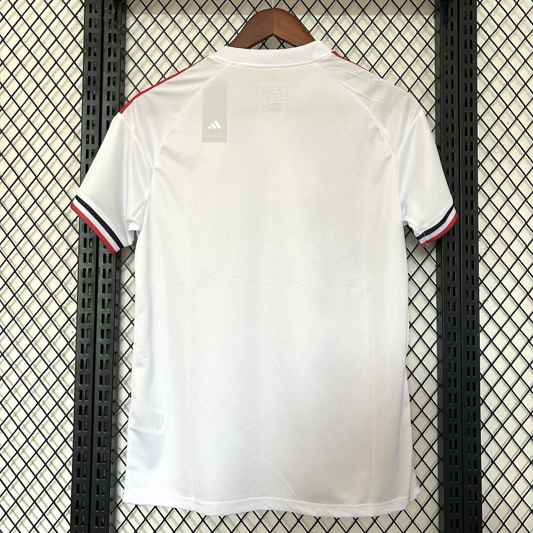 25-26 Manchester United 'Old Trafford Bloom' Special Edition Shirt AAAAJersey Supply Yupoo 6