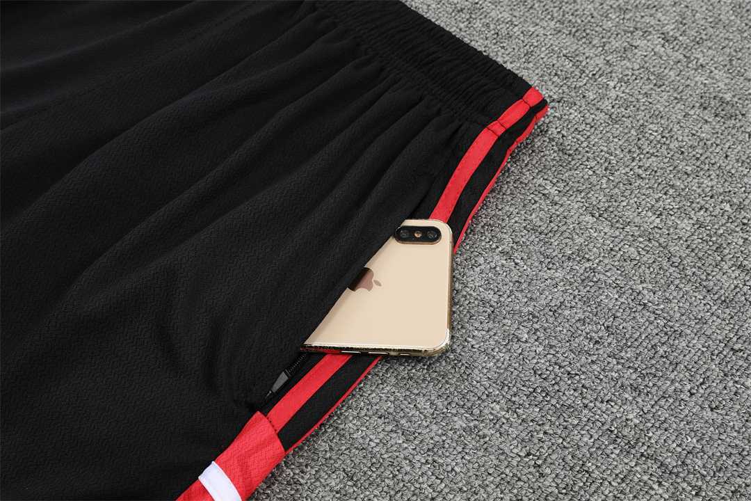 22-23 Bayern Munich training suit short sleeve kit red black 16
