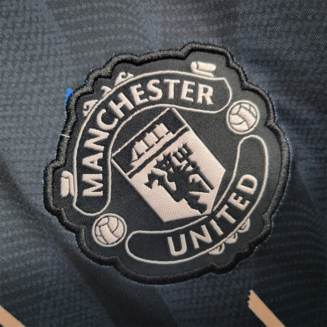 23-24 Manchester United Pre-competition training suit 2
