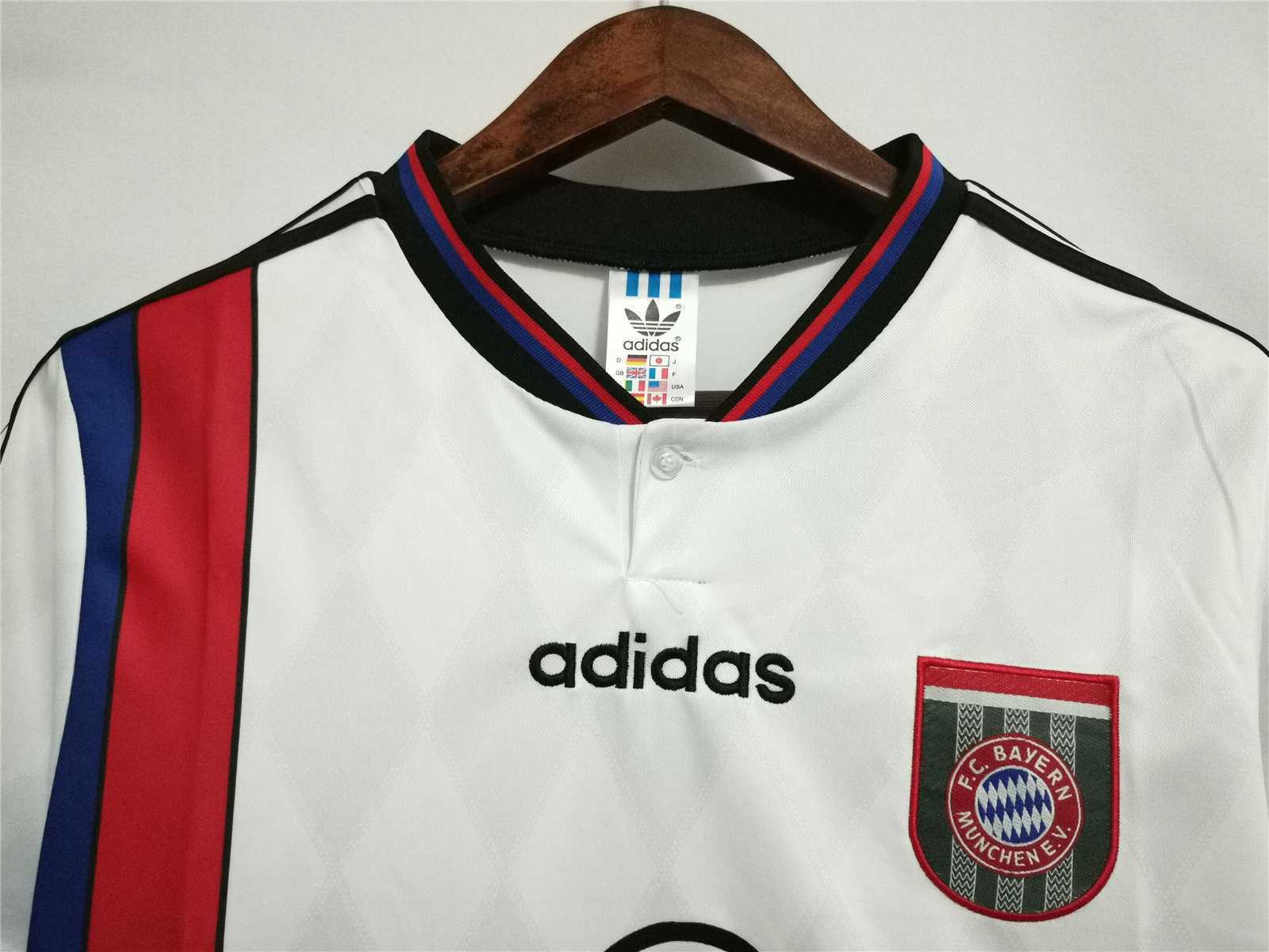 95-96 Bayern Munich white away 7