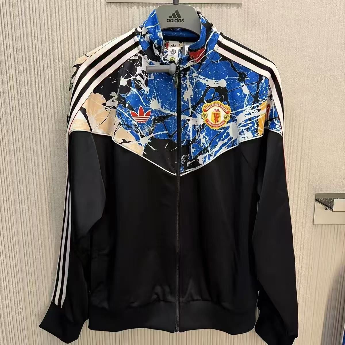 25-26 Manchester United Special Editionx Stone Roses Training Kit Jacket AAAA Jersey Supply Yupoo 3