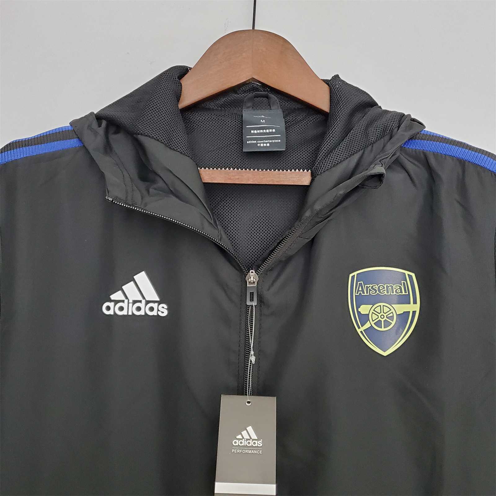22-23 Arsenal black windbreaker 1