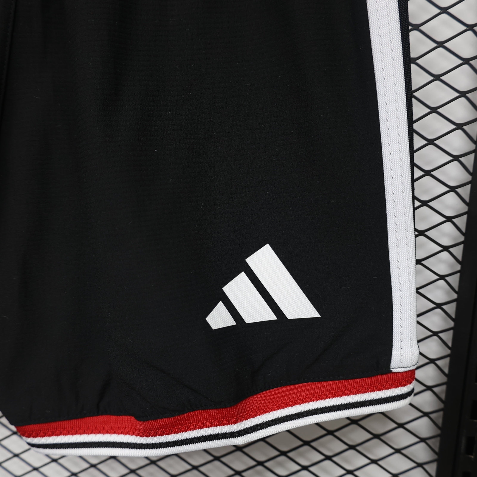 26-27 Manchester United Mens Away Player Version Shorts AAAAJersey Supply Yupoo 5 5