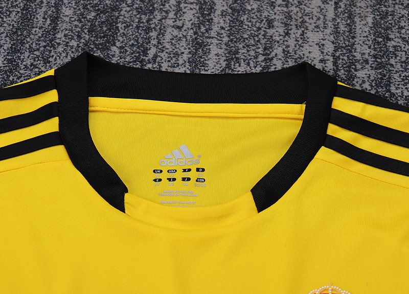 11-12 Real Madrid Retro Goalkeeper Kid Kits Youth Apparels AAAAJersey Supplier Yupoo 3