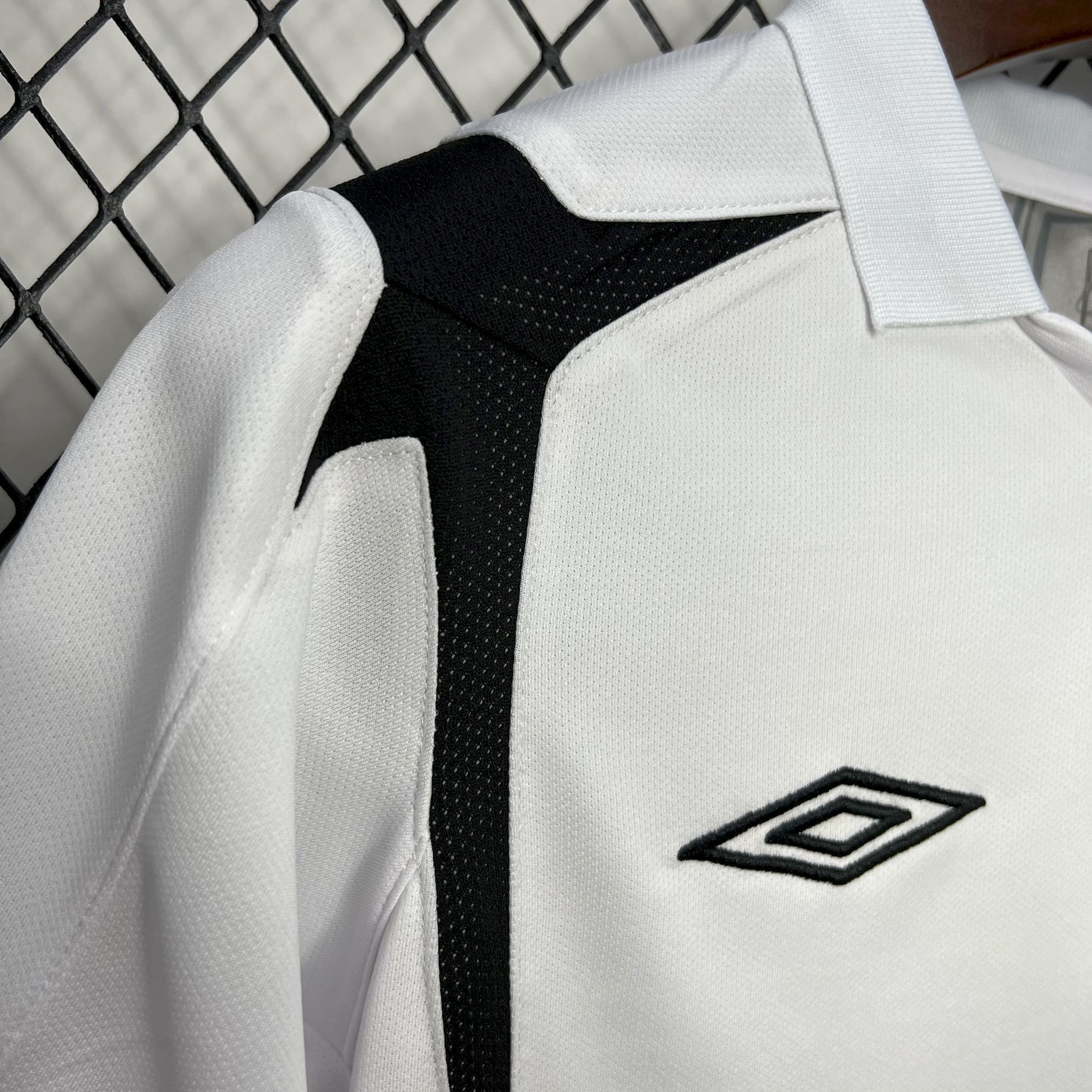 2006 Colo Colo Home Retro Kit Vintage Shirt Football AAAAJersey Supply Yupoo 4