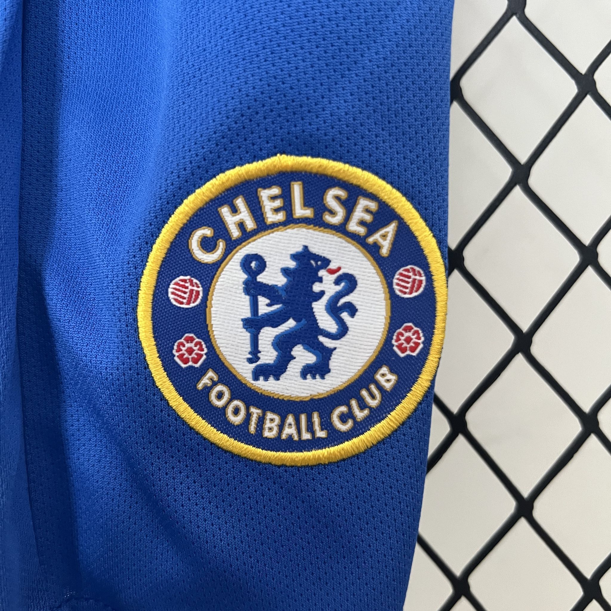 08-09 Chelsea Home Champions League Retro Kid Kits Youth Apparels AAAAJersey Wholesale Yupoo 4