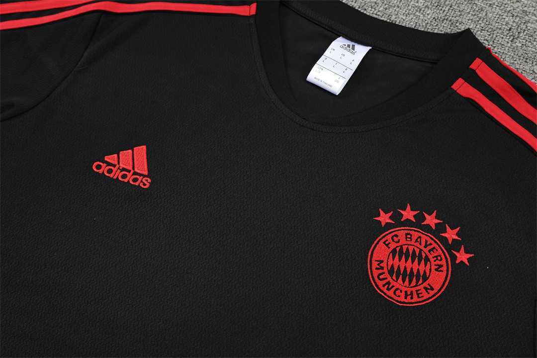 22-23 Bayern Munich training suit short sleeve kit red black 12