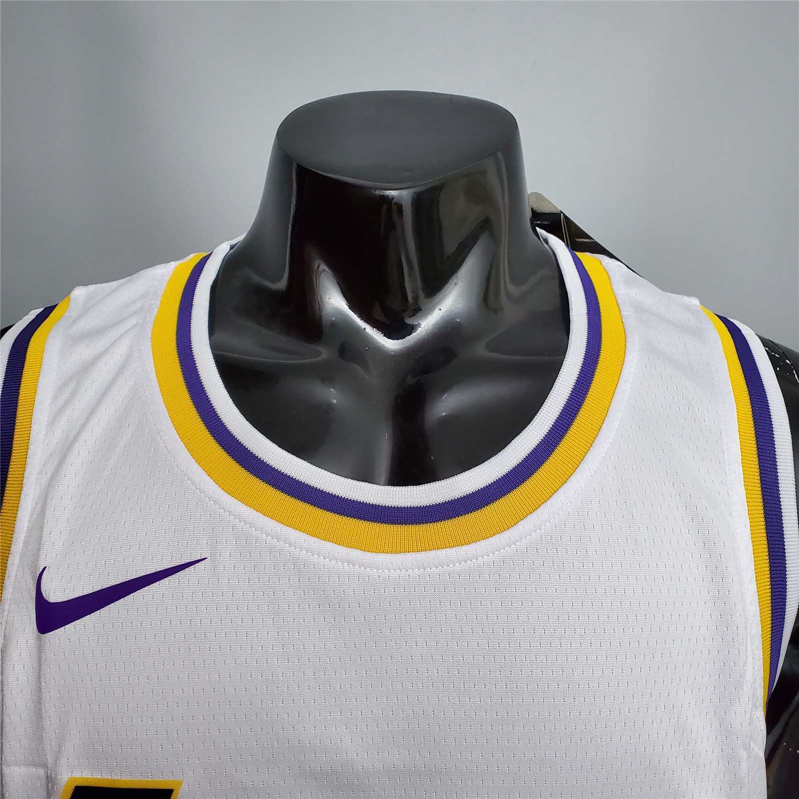 DAVIS #3 Lakers Round neck white 4