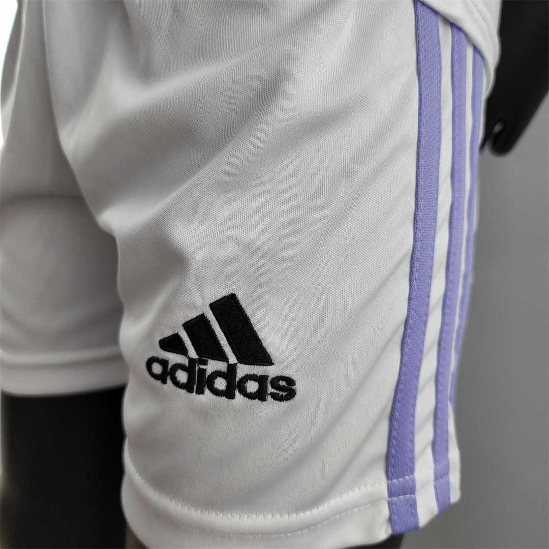 22-23 Real Madrid home kids kit 5