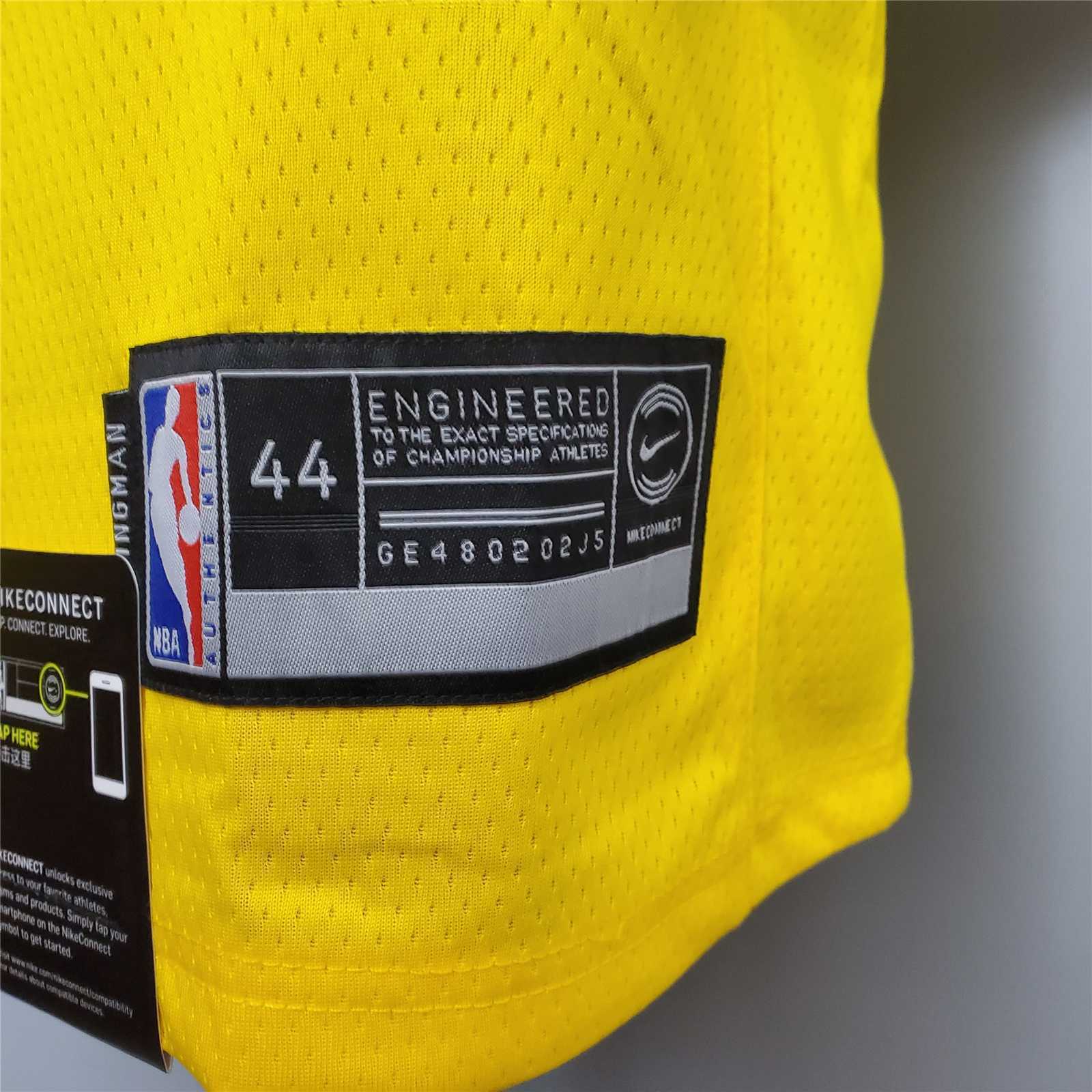 Bryant #24 Lakers Round neck yellow 1