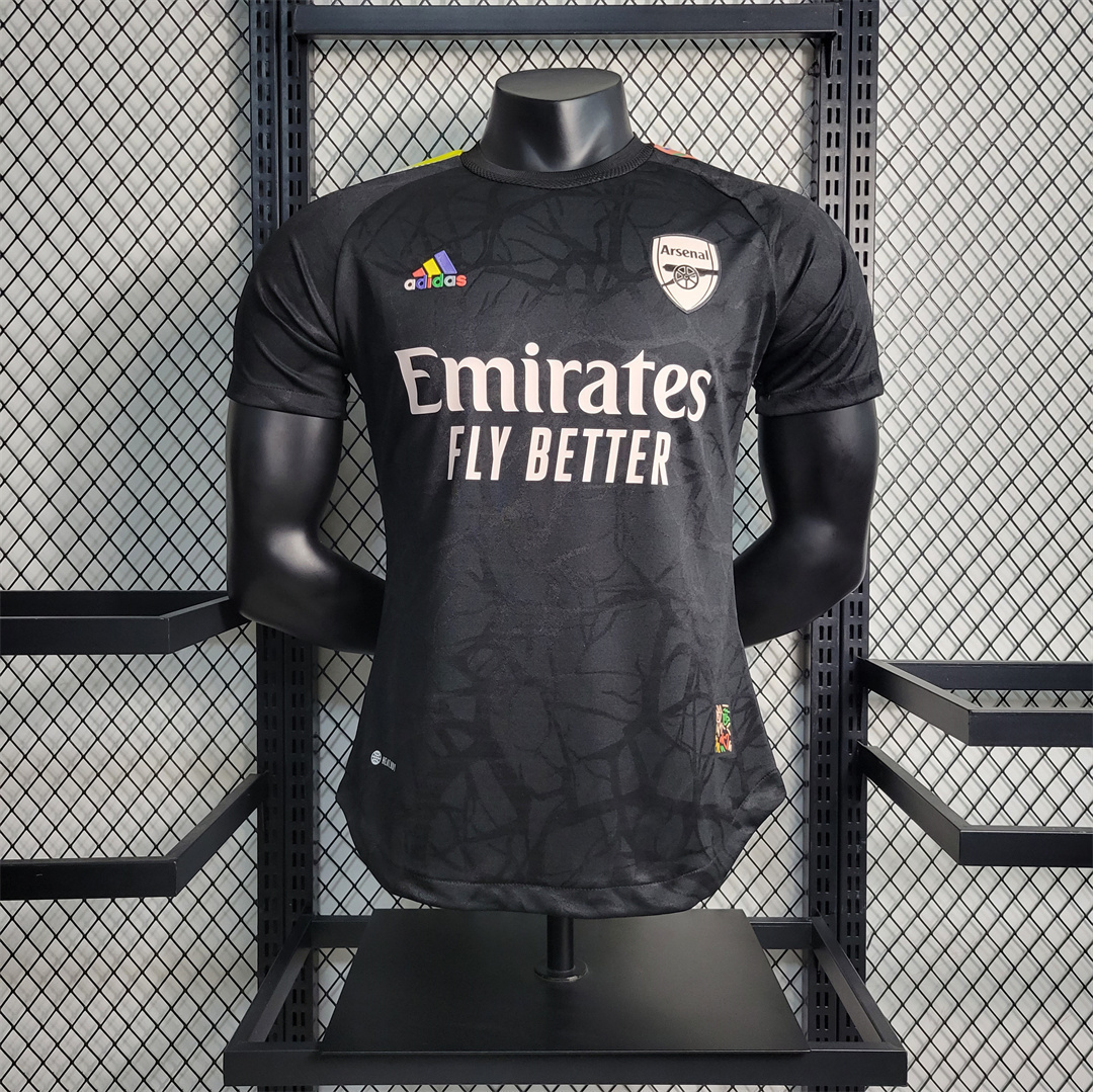 23-24 Arsenal co-branded player version