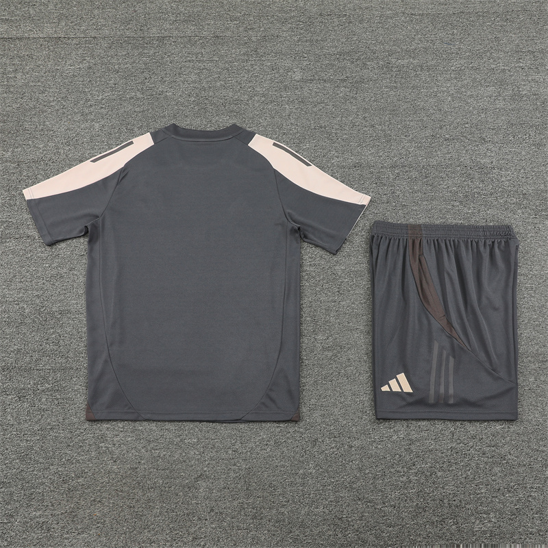 24-25 Real Madrid Training Soccer Jerseys Football Shirts 2
