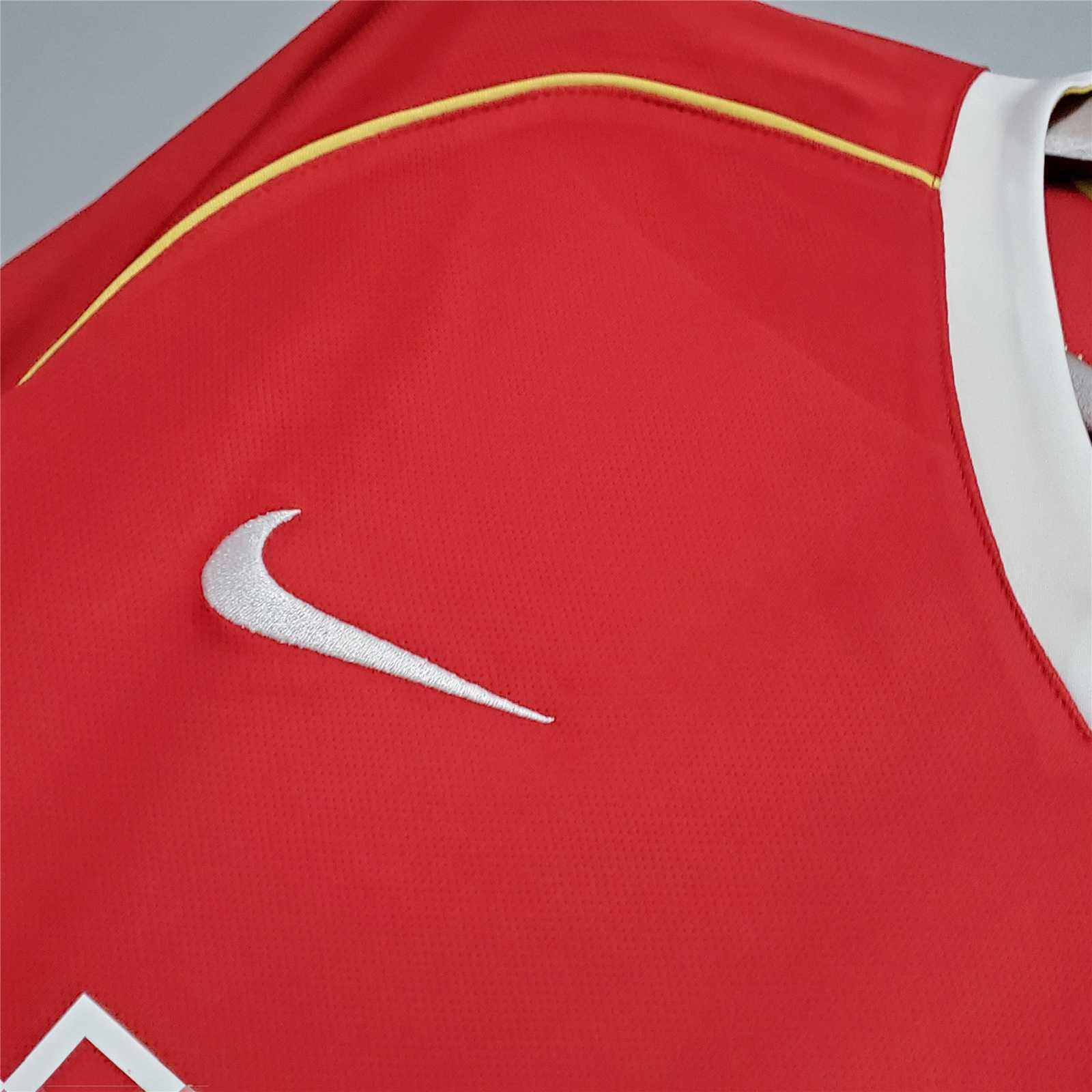 06-07 Manchester United home long sleeve 7