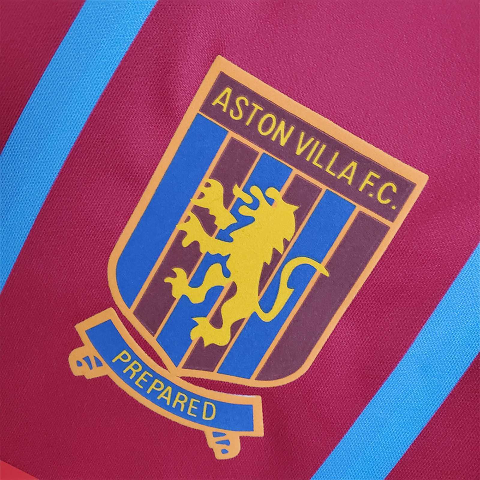 93-95 Aston Villa home 7