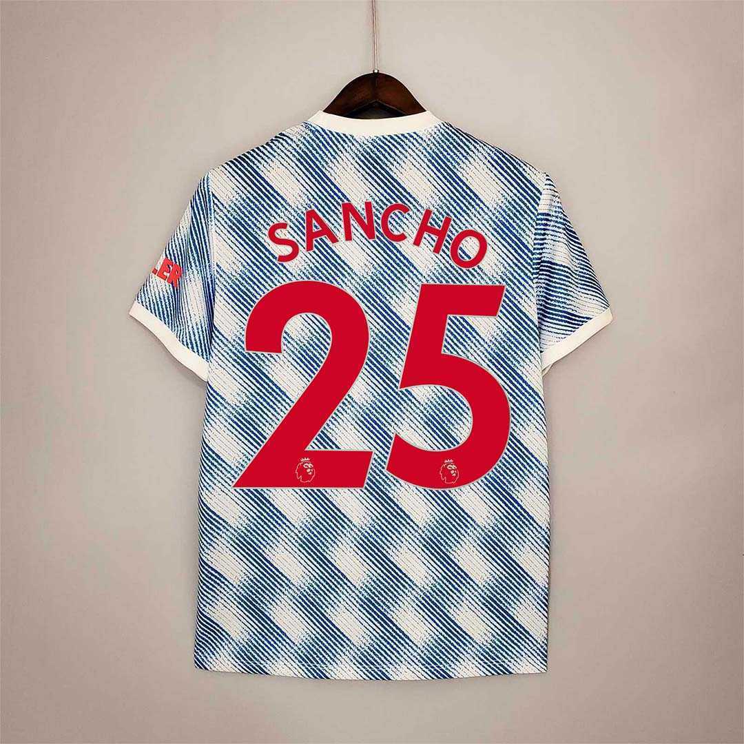 21-22 Manchester United away 1