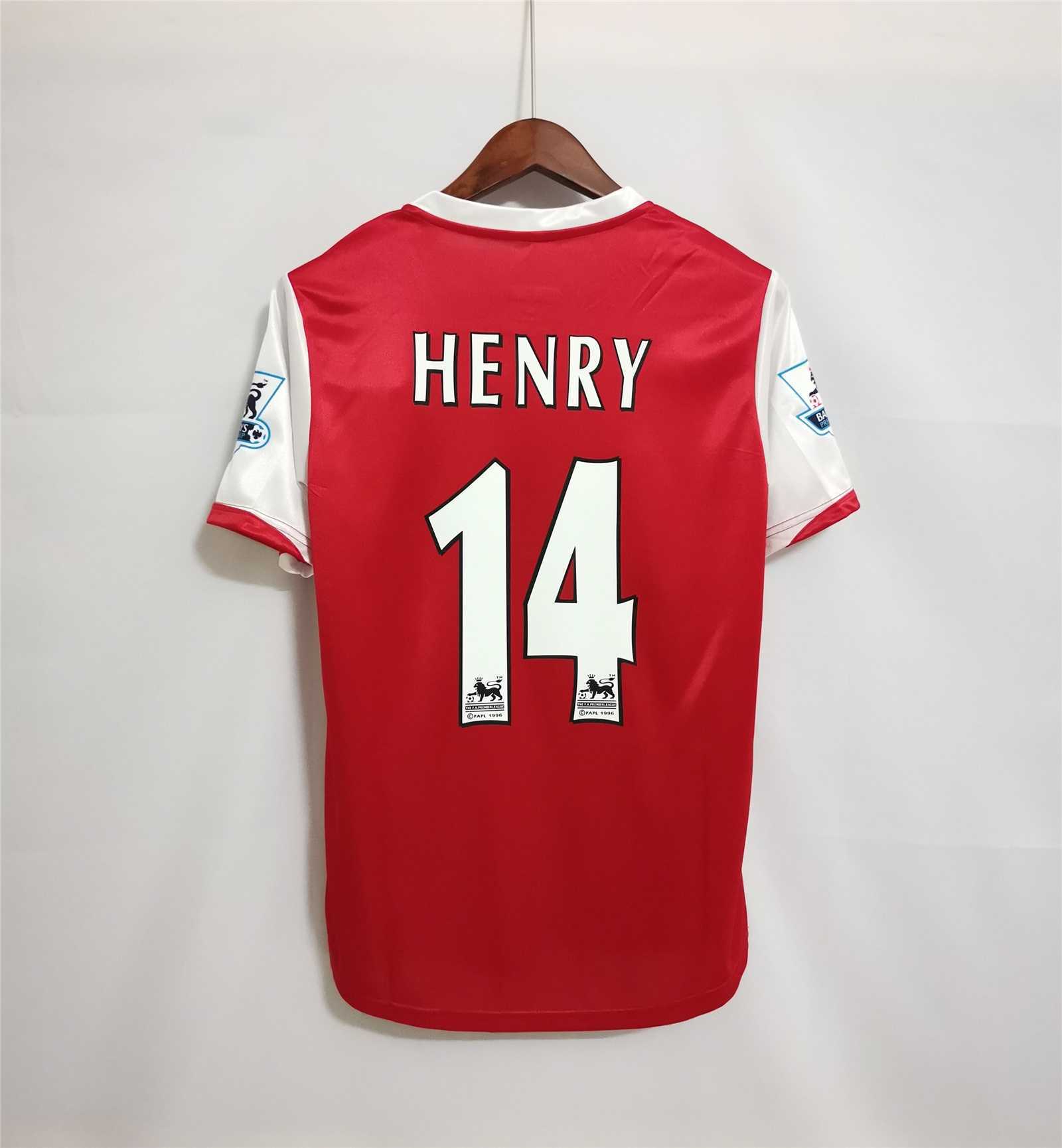 06-07 Arsenal home red 7