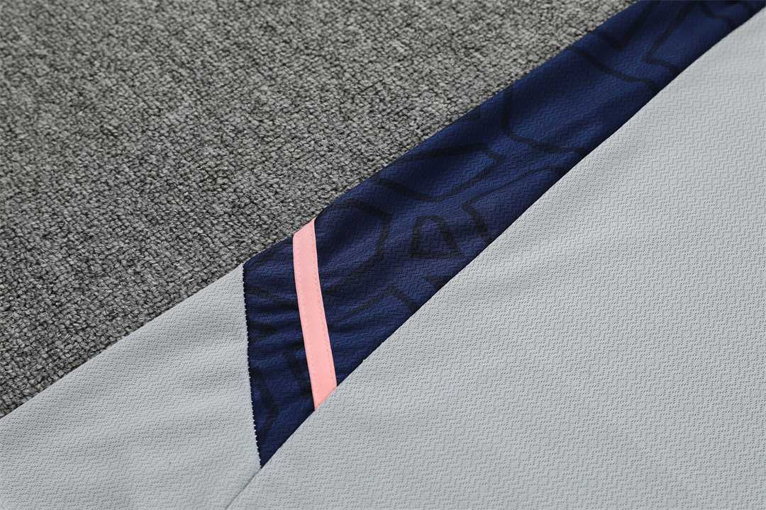 22-23 Arsenal training suit short sleeve kit Grey 7
