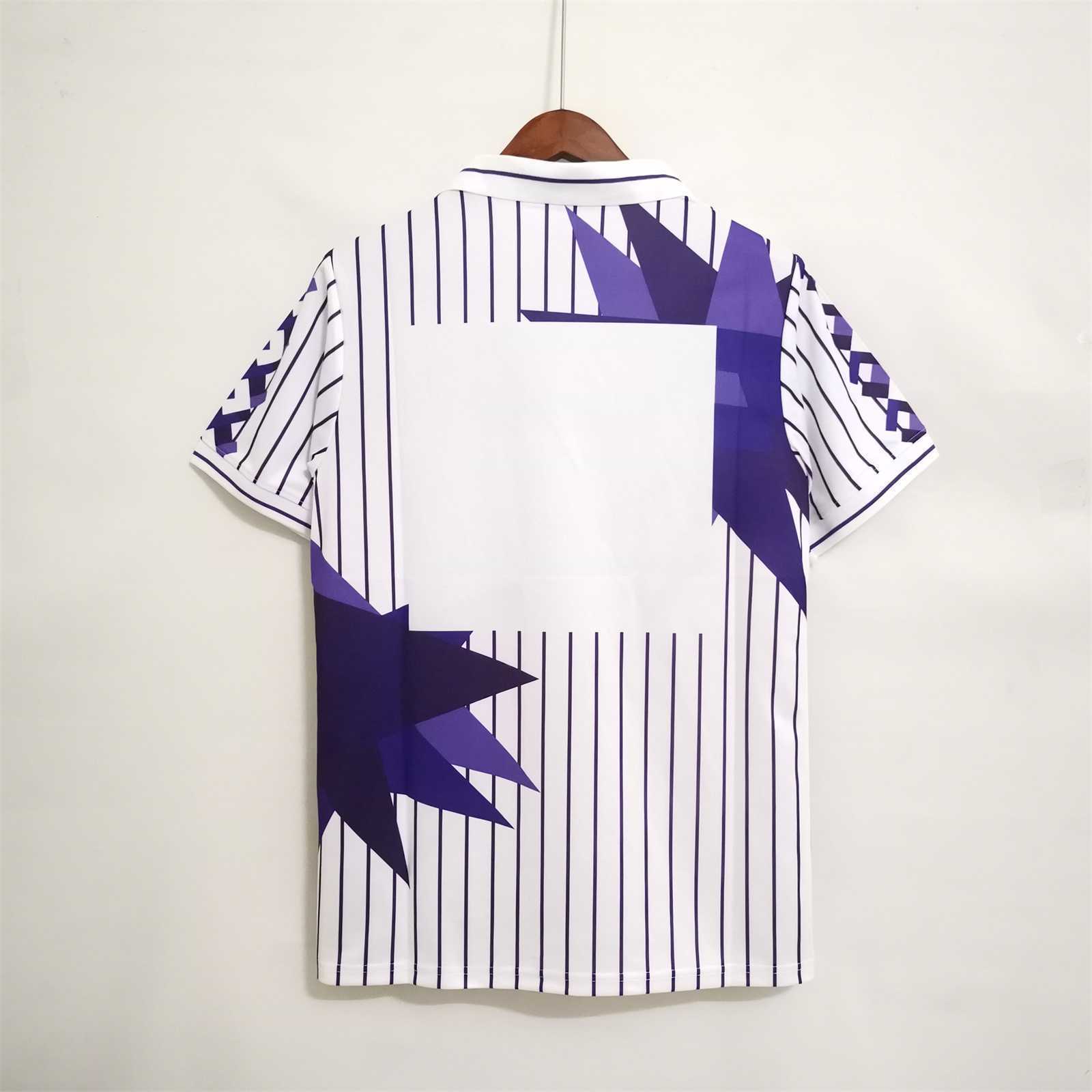 91-92 Fiorentina away 5