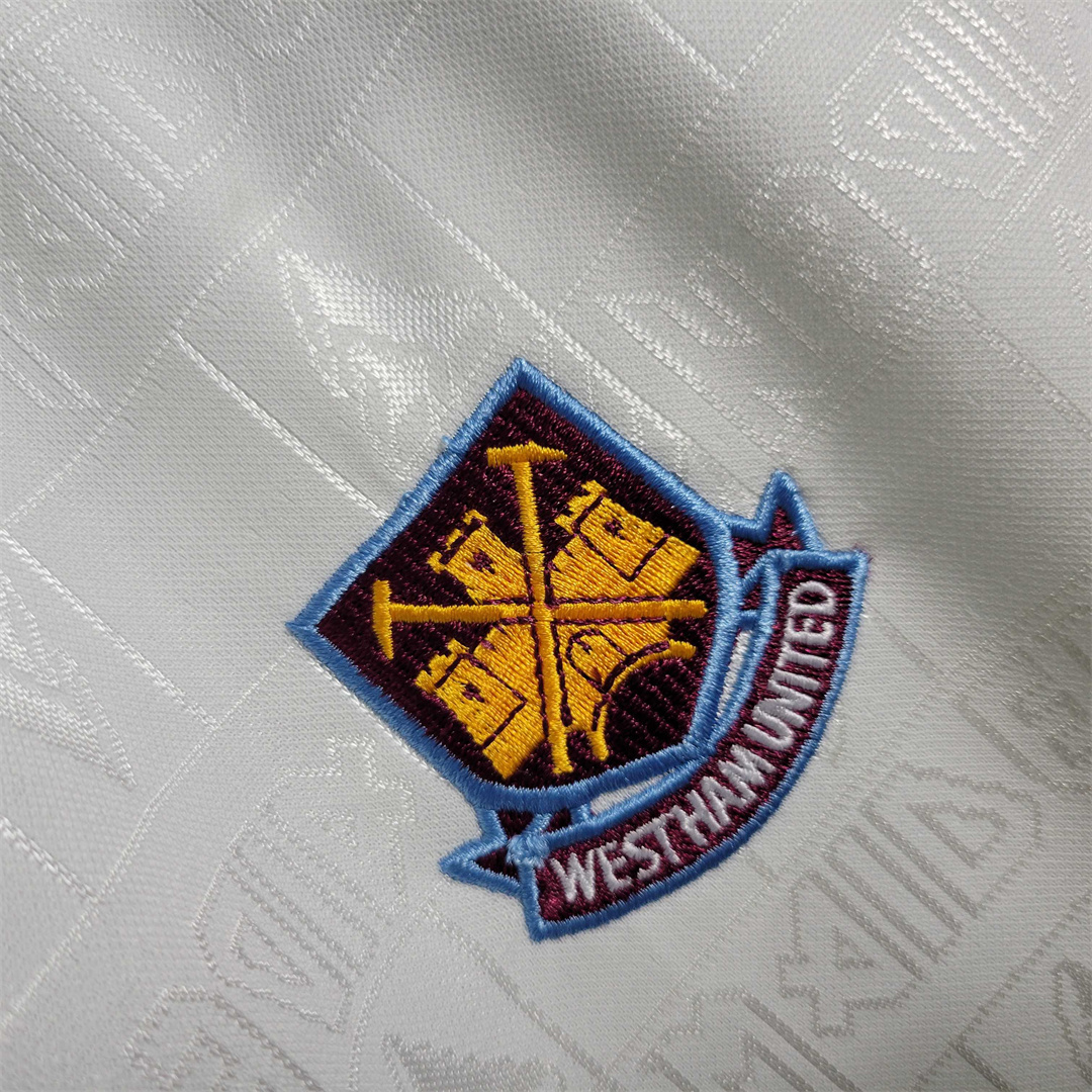 99-01 West Ham Iron Maiden Away Edition 1
