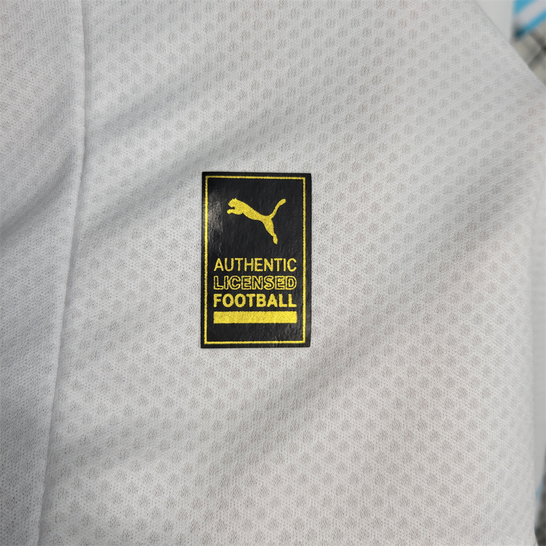 2022 Uruguay away 7