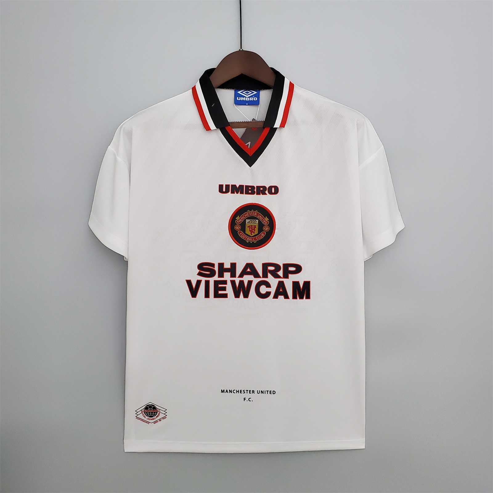96-97 Manchester United away
