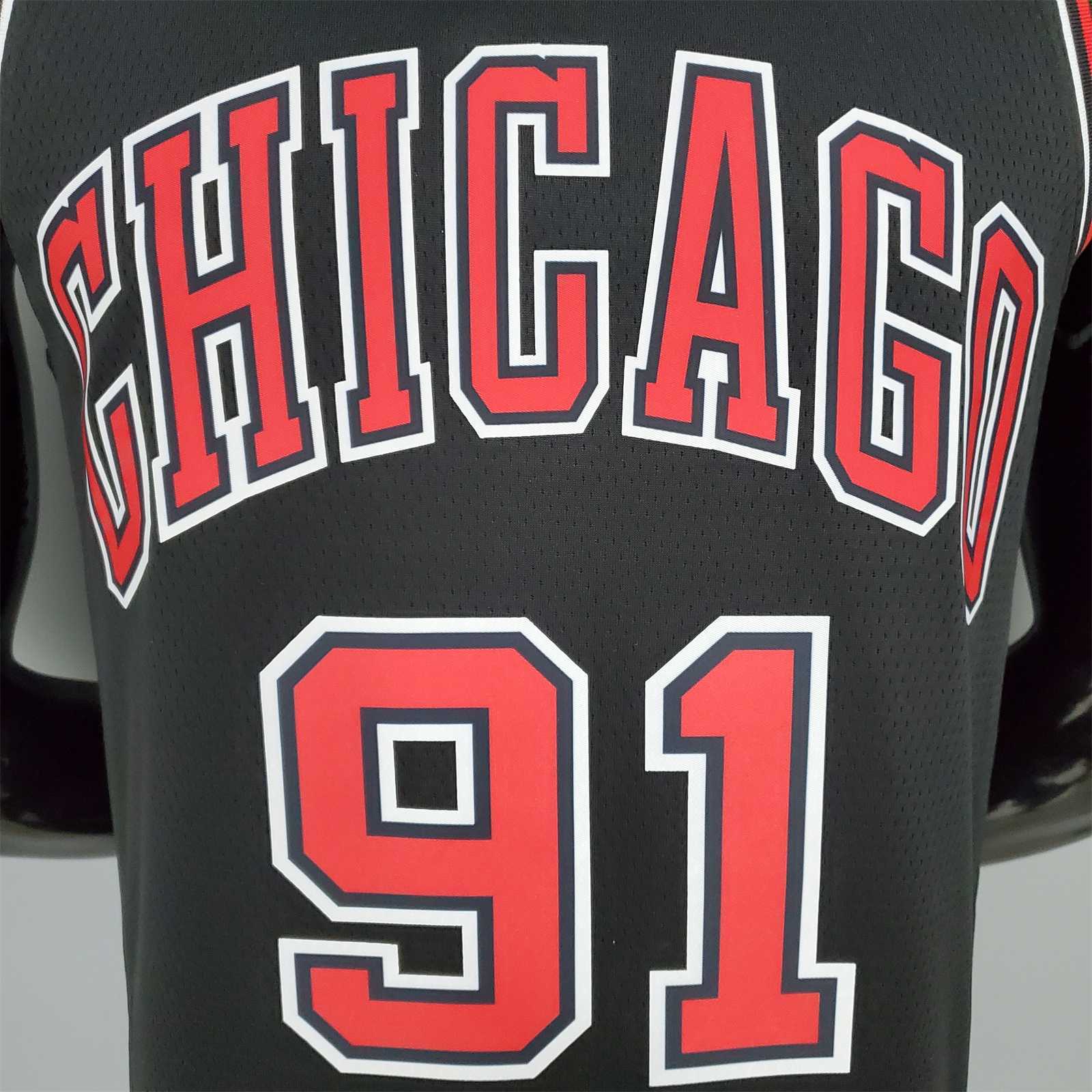 ROOMAN#91 Chicago Bulls black 1