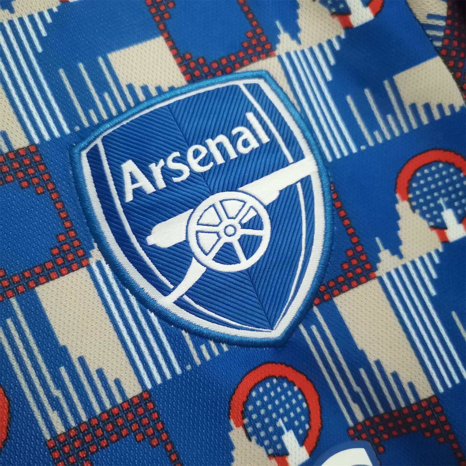22-23 Arsenal training suit 1