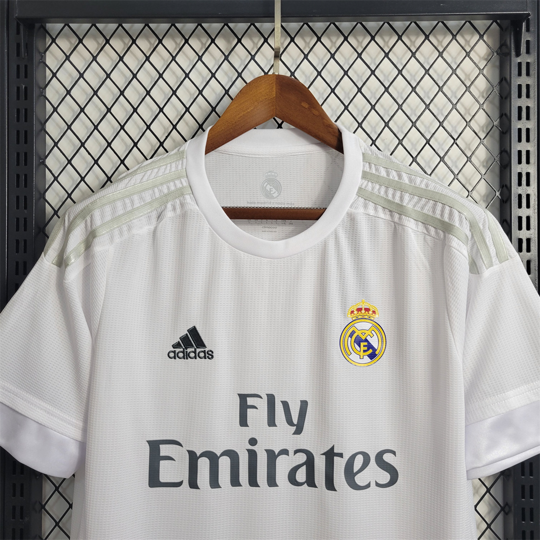 15-16 Real Madrid home 2