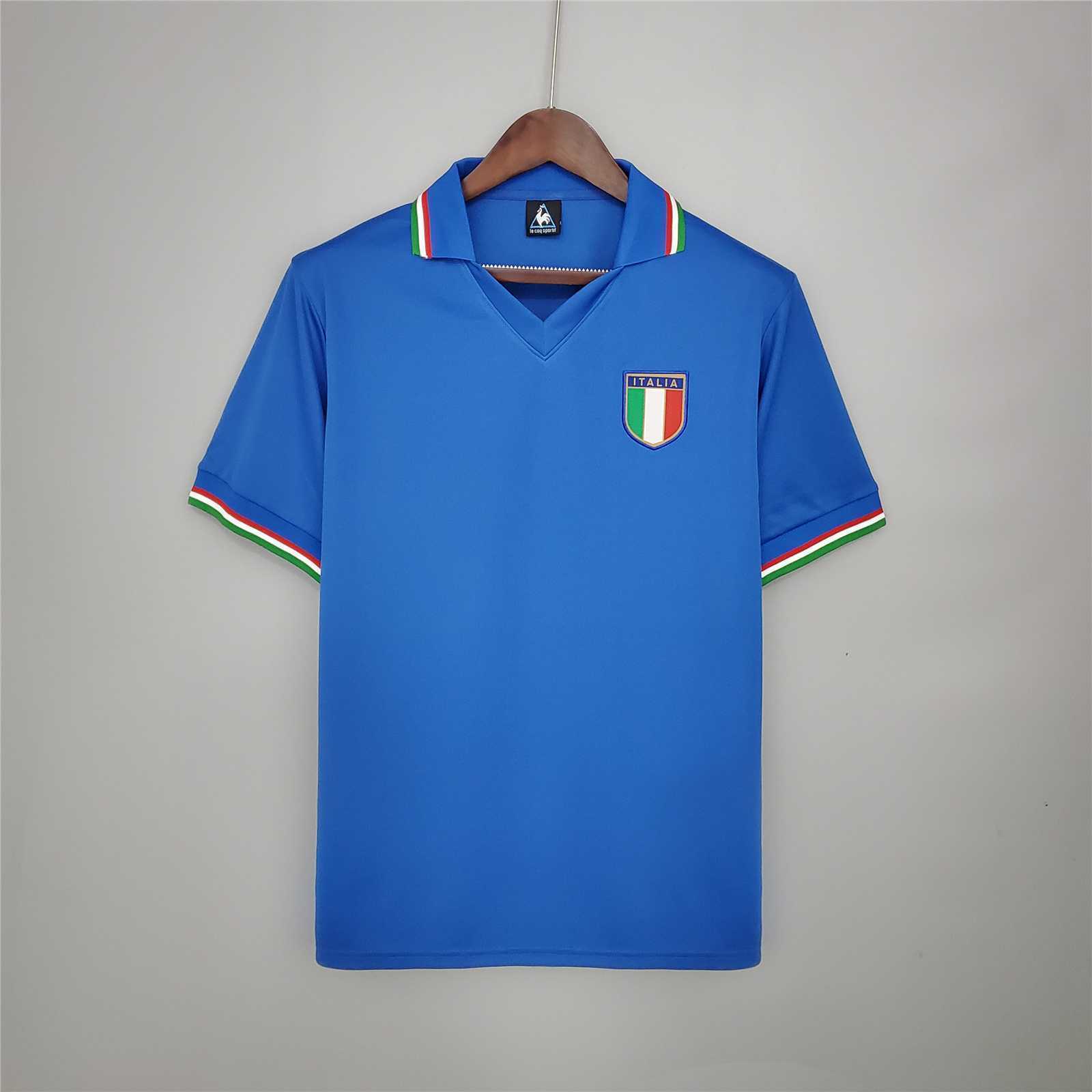 1982 Italy home