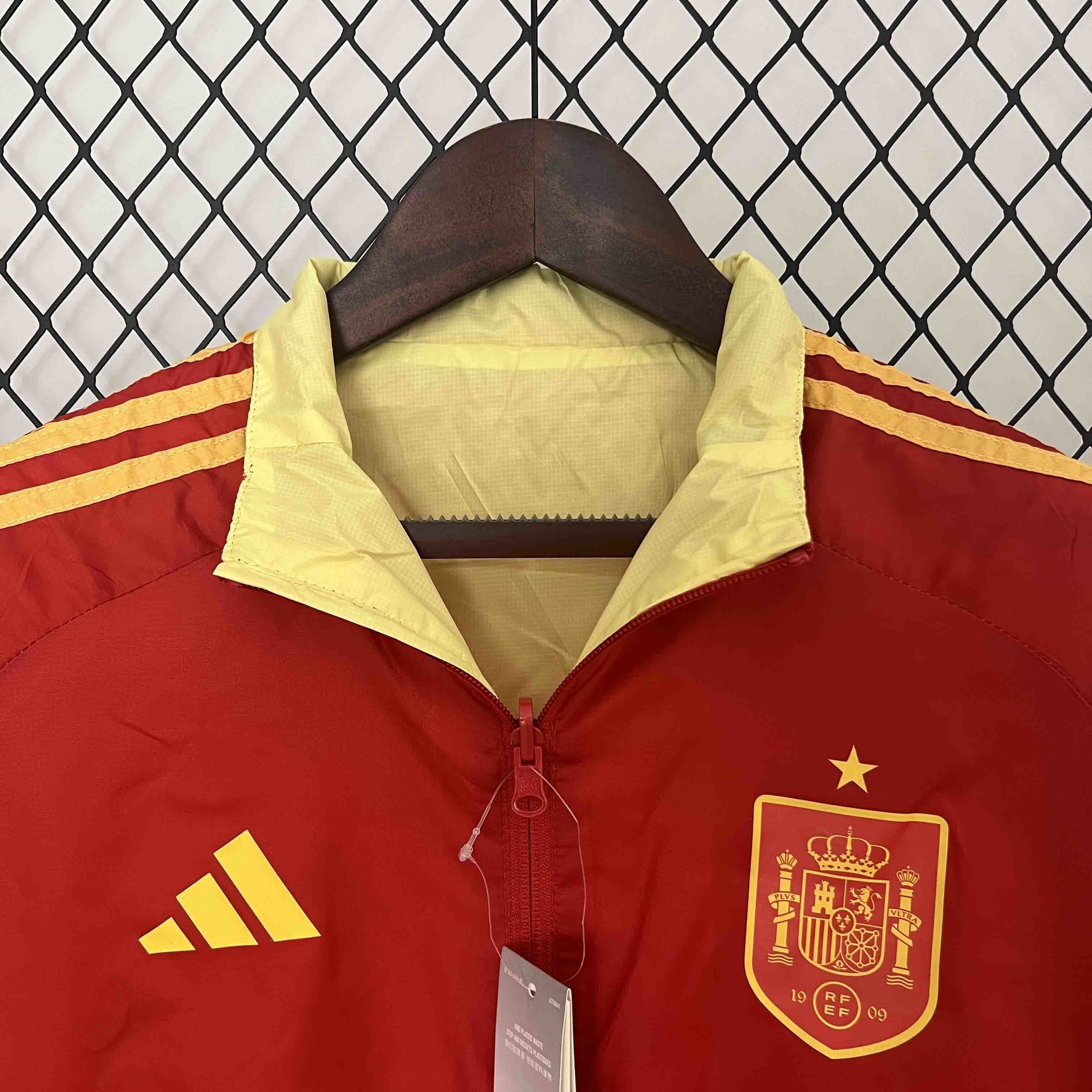 2024 Spain Trench Coat Reversible Windbreaker Double-Sides Jacket AAAAJersey Supplier Yupoo 2