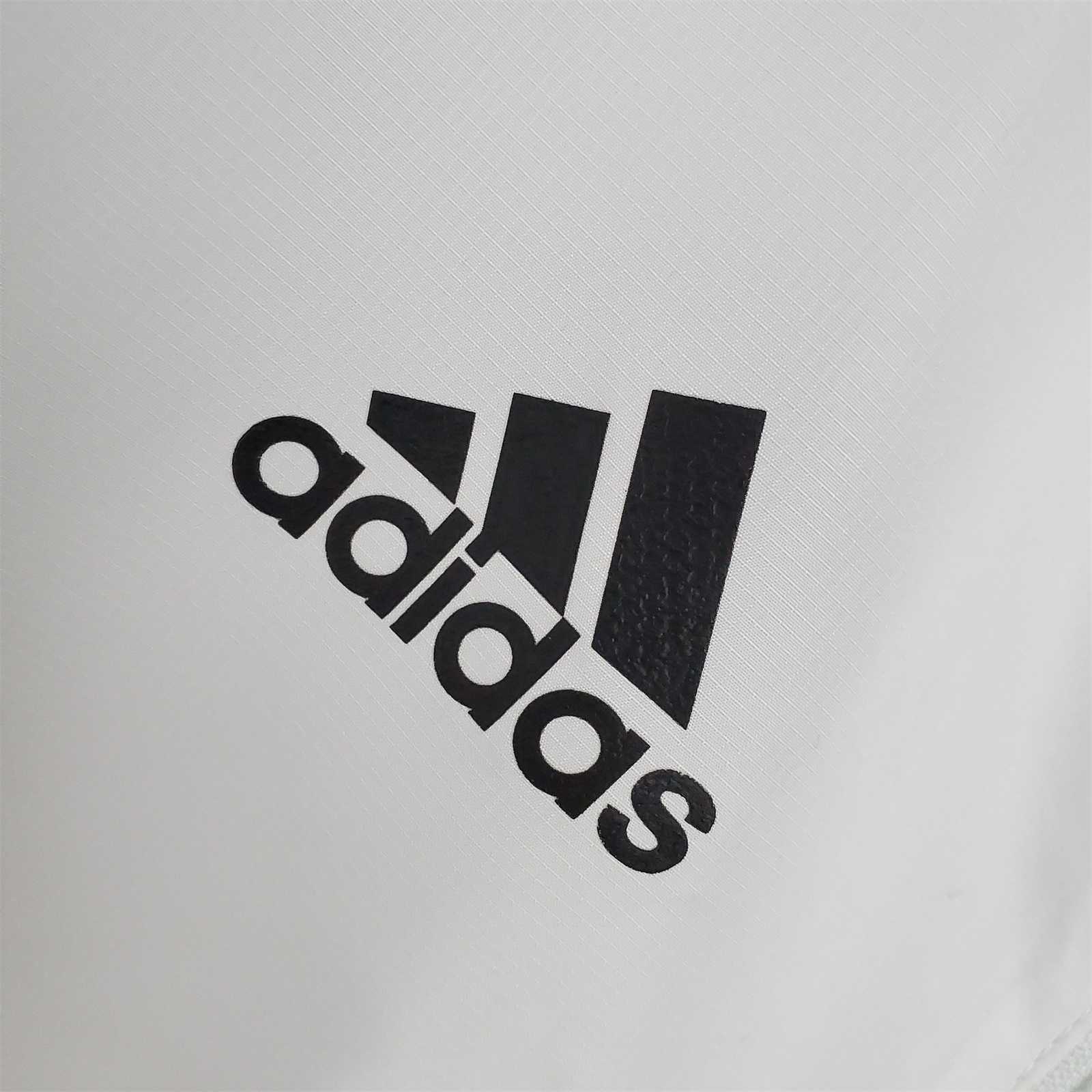 21-22 Manchester United White Windbreaker 8