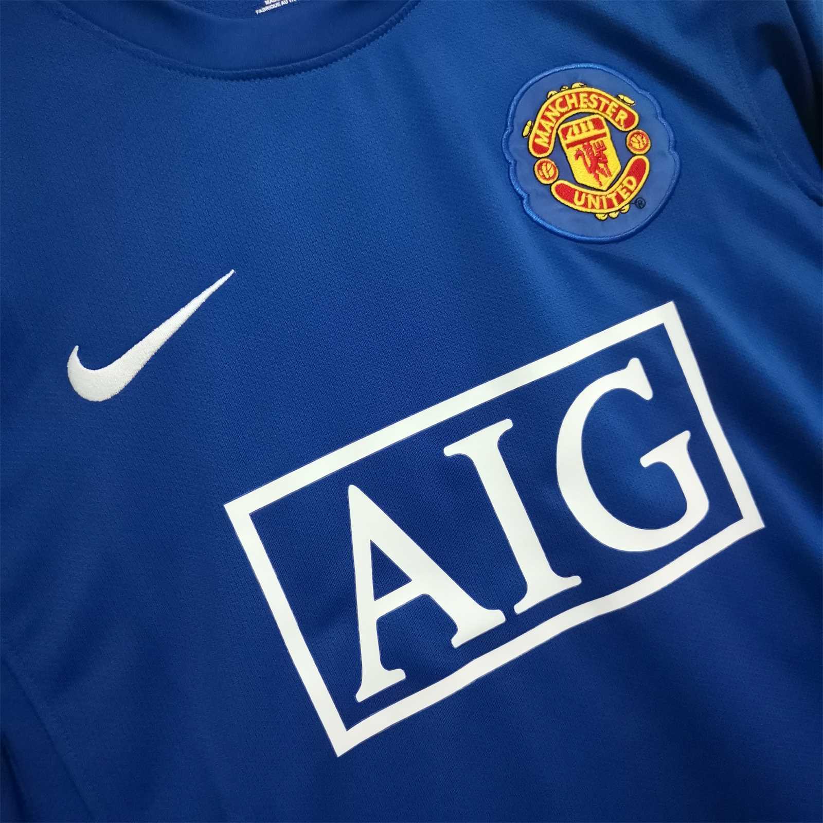 08-09 Manchester United blue away long sleeve 6
