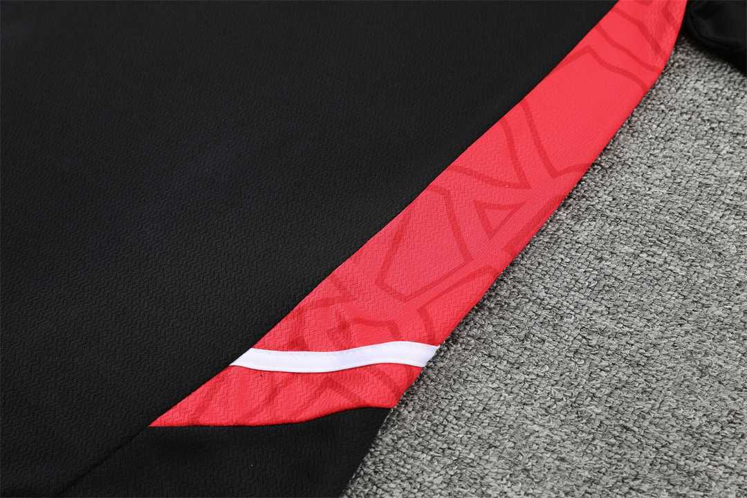 22-23 Bayern Munich training suit short sleeve kit red black 19