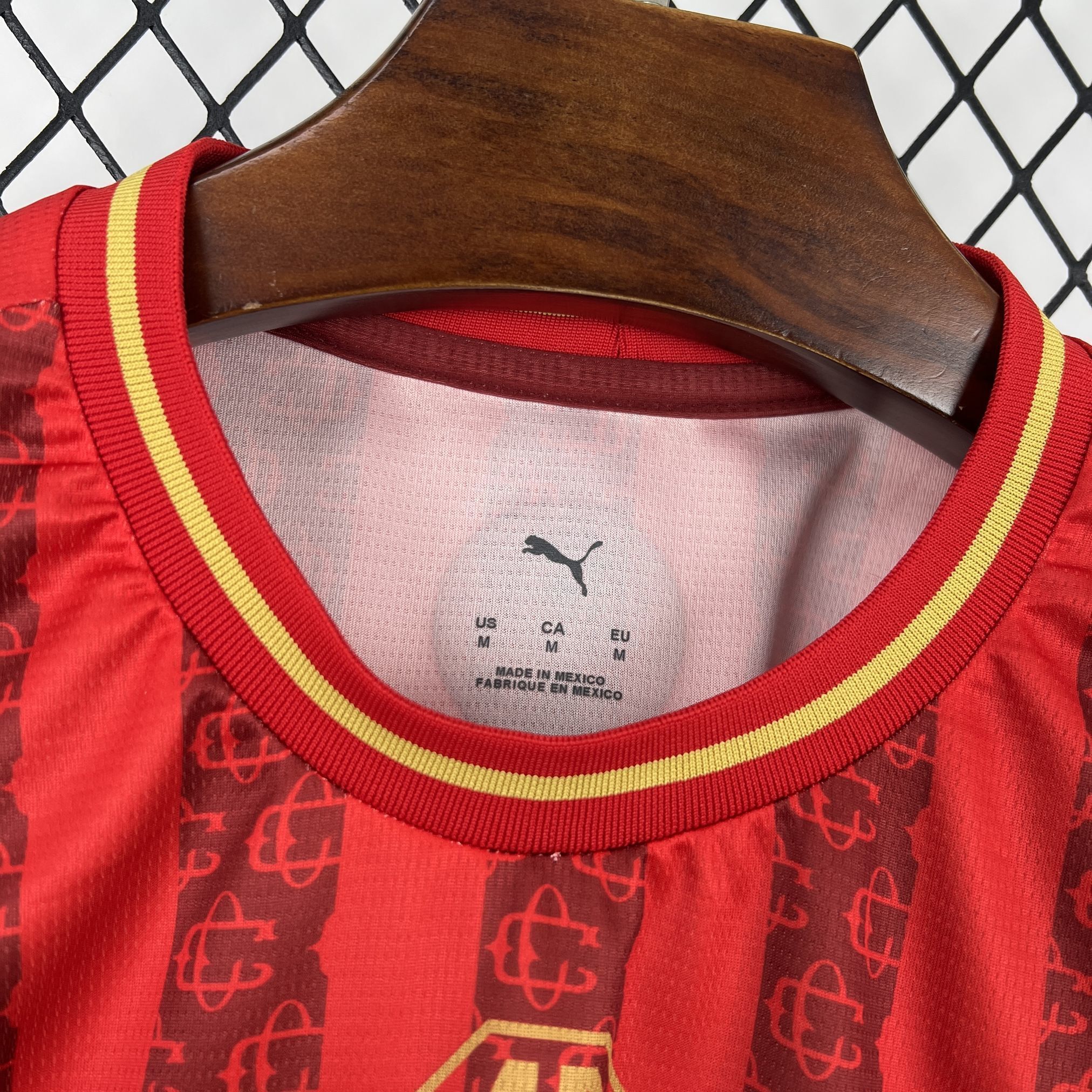 26-27 Chivas Mens Red Special Edition Kit Soccer T-Shirt AAAAJersey Supply Yupoo 6