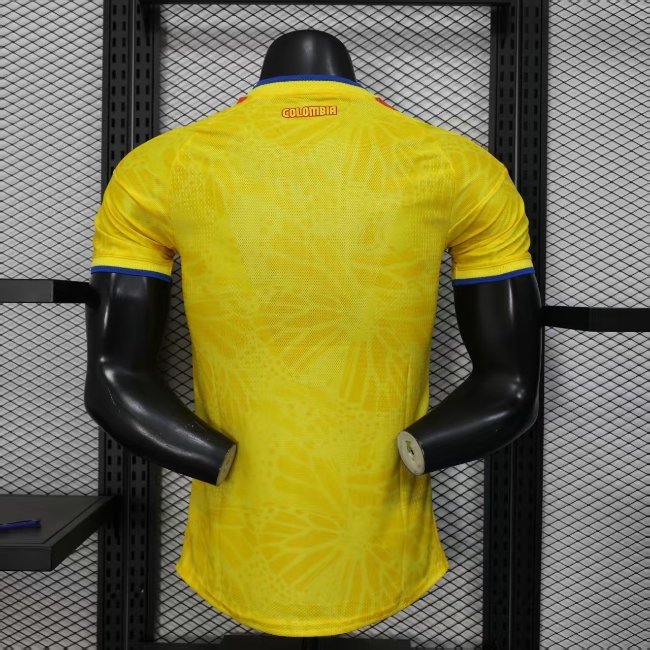 2026 Colombia Home Kit World Cup Player Version Shirt Football AAAAJersey Replicas Yupoo 2