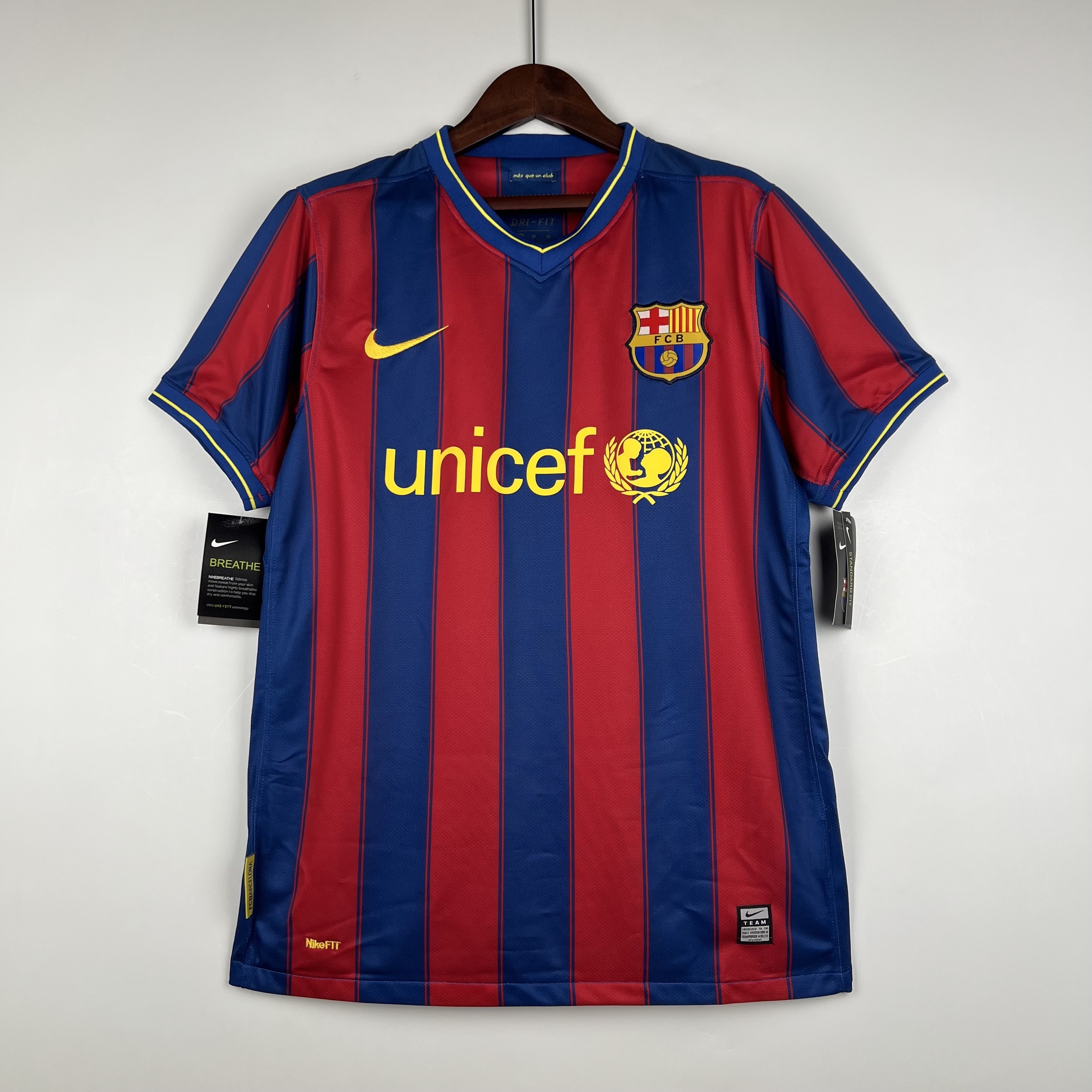 09-10 Retro Barcelona Home S-XXL