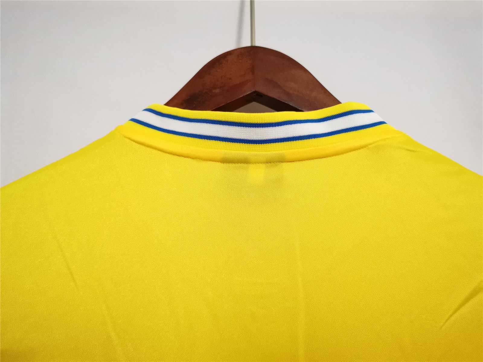 2000 Leeds United away 4
