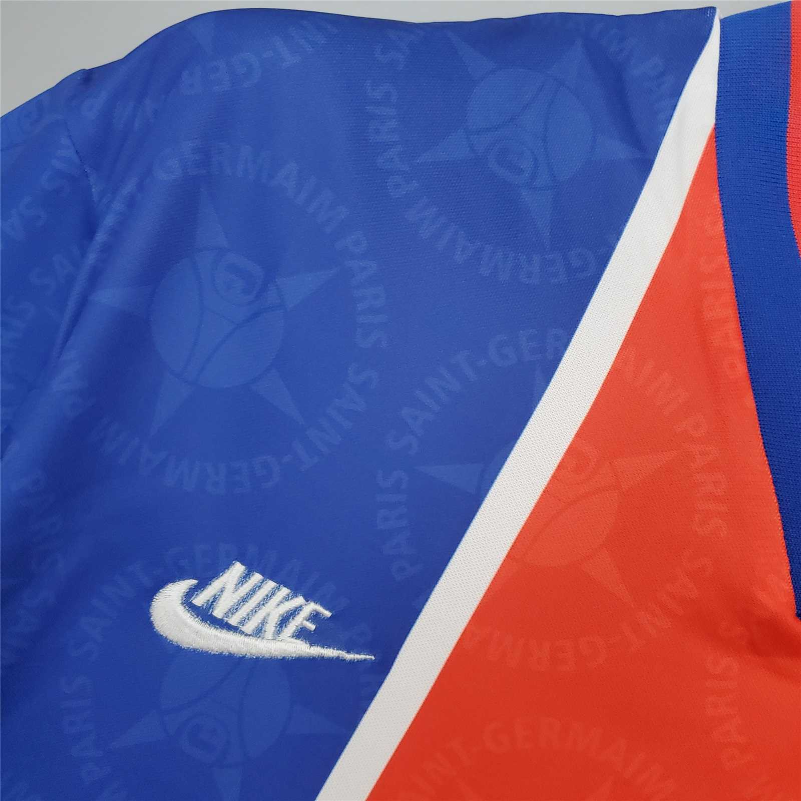 95-96 PSG home 9