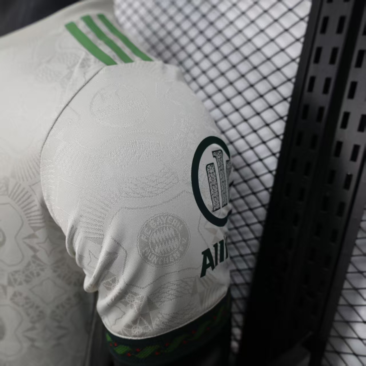 25-26 Bayern Oktoberfest Special Edition Football Player Version Tops AAAAJersey Supply Yupoo 2