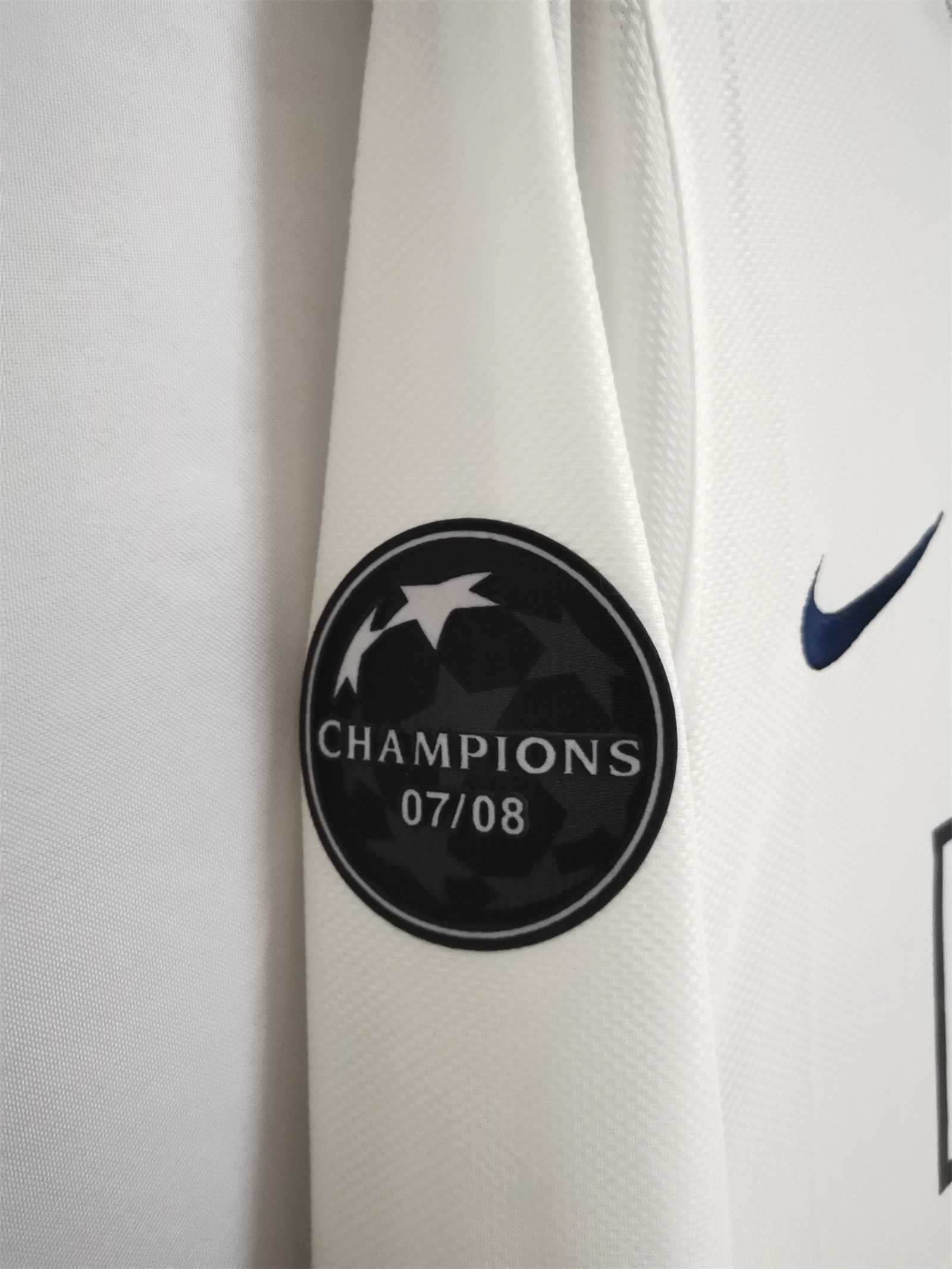 08-09 Manchester United away white UCL final long sleeve 4