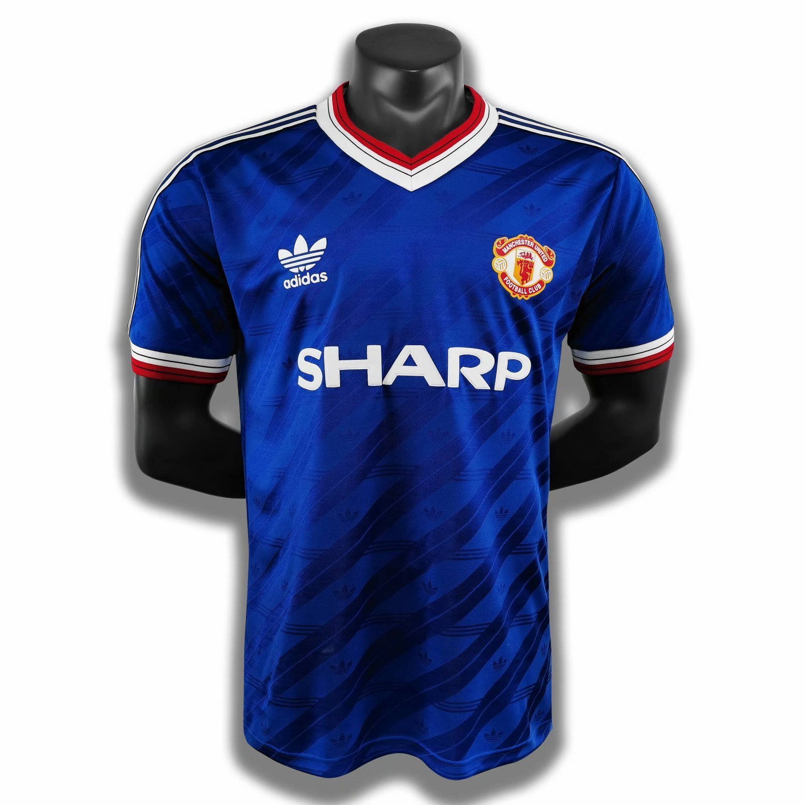 86-88 Manchester United away blue player version