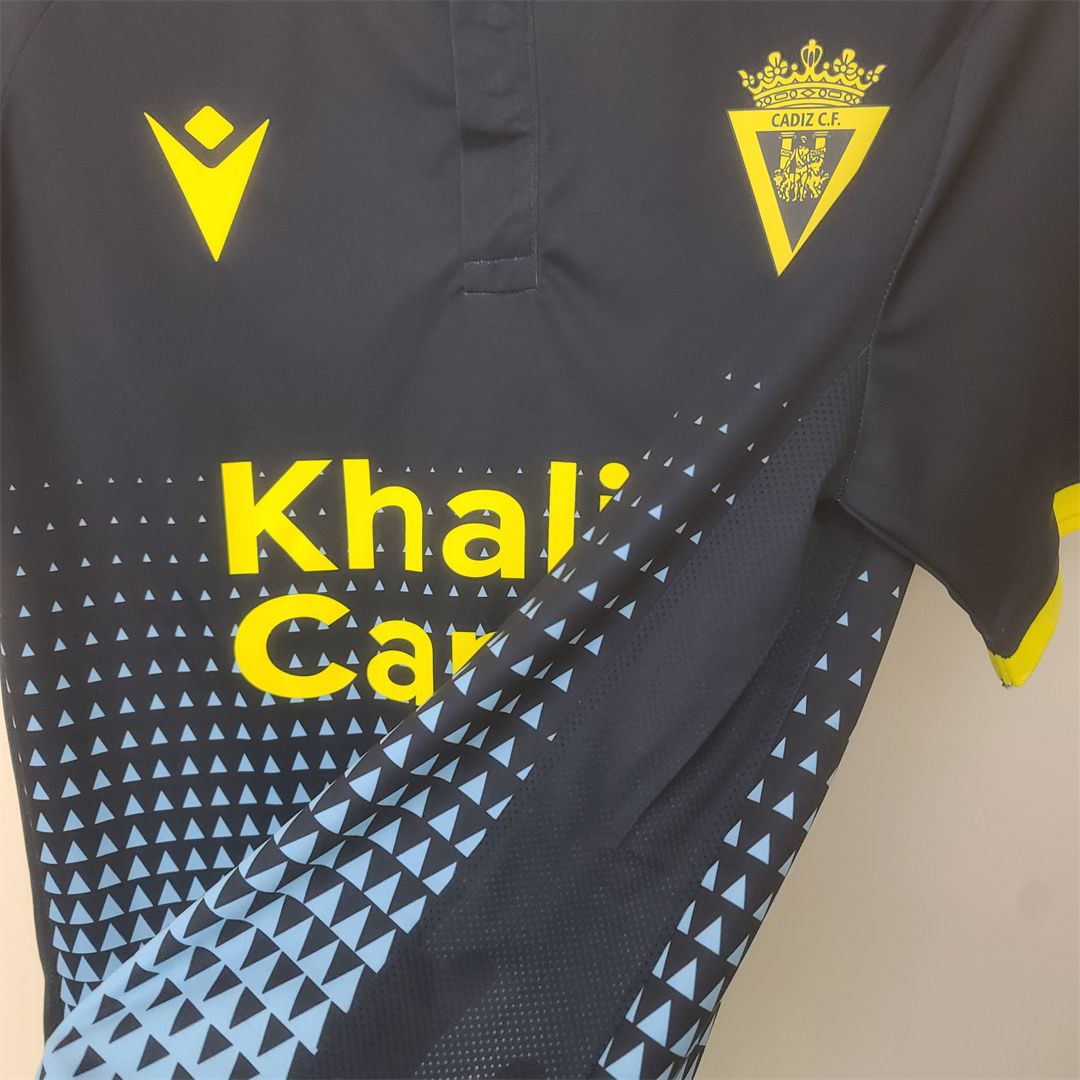 22-23 Cadiz away 4