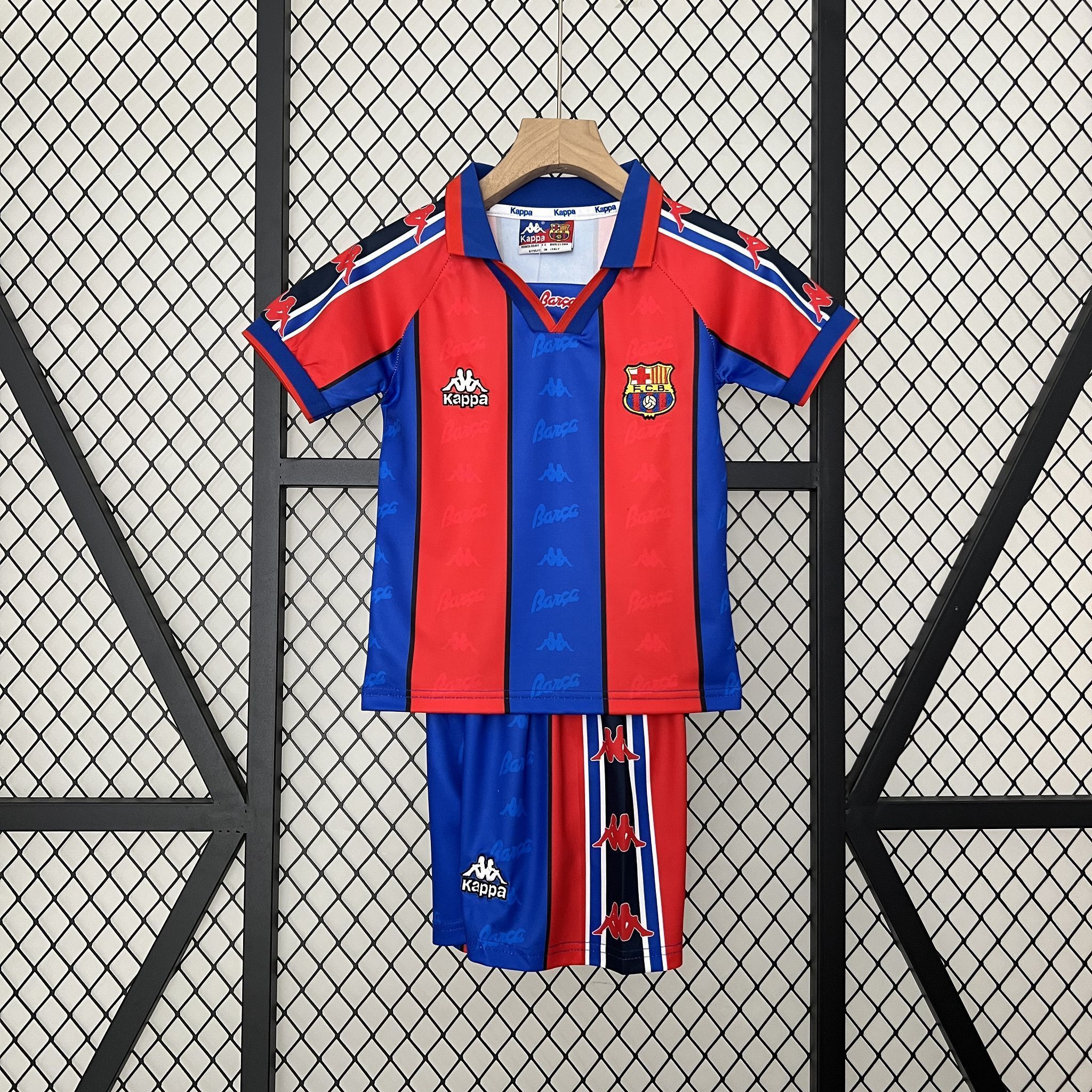 95-97 Barcelona Home Retro Kid Kits Youth Apparels AAAAJersey Wholesale Yupoo