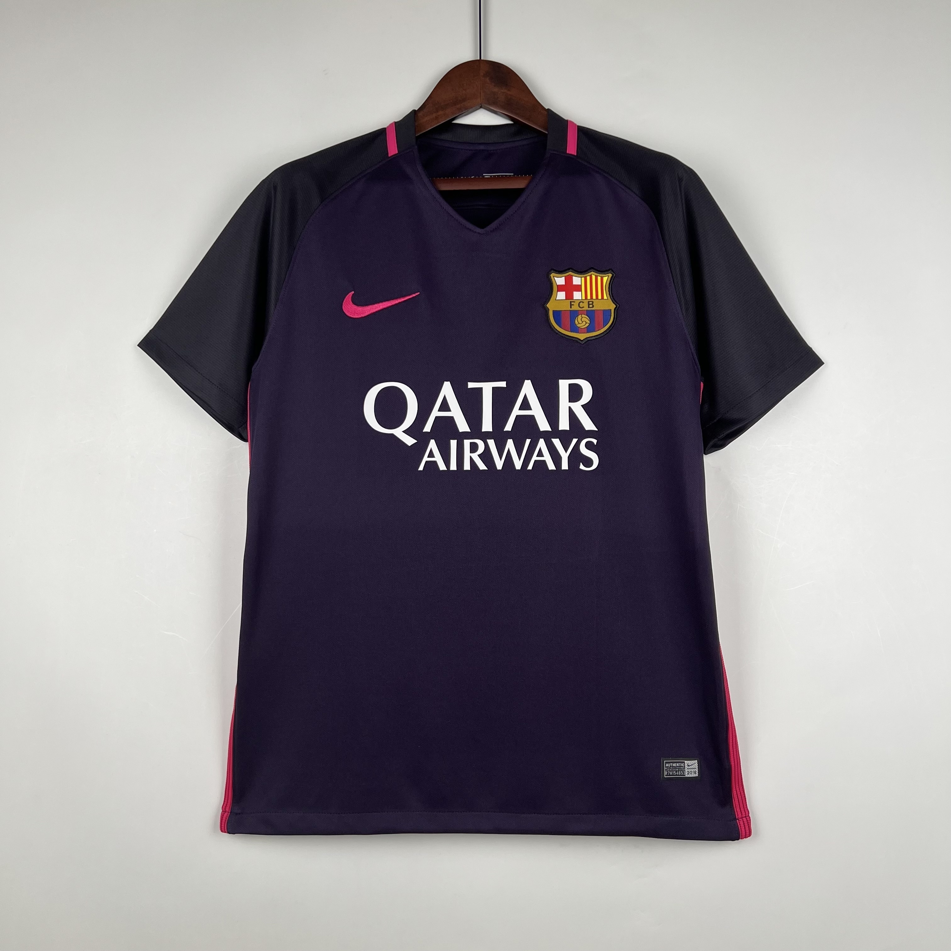 16-17 Retro Barcelona Away S-XXL