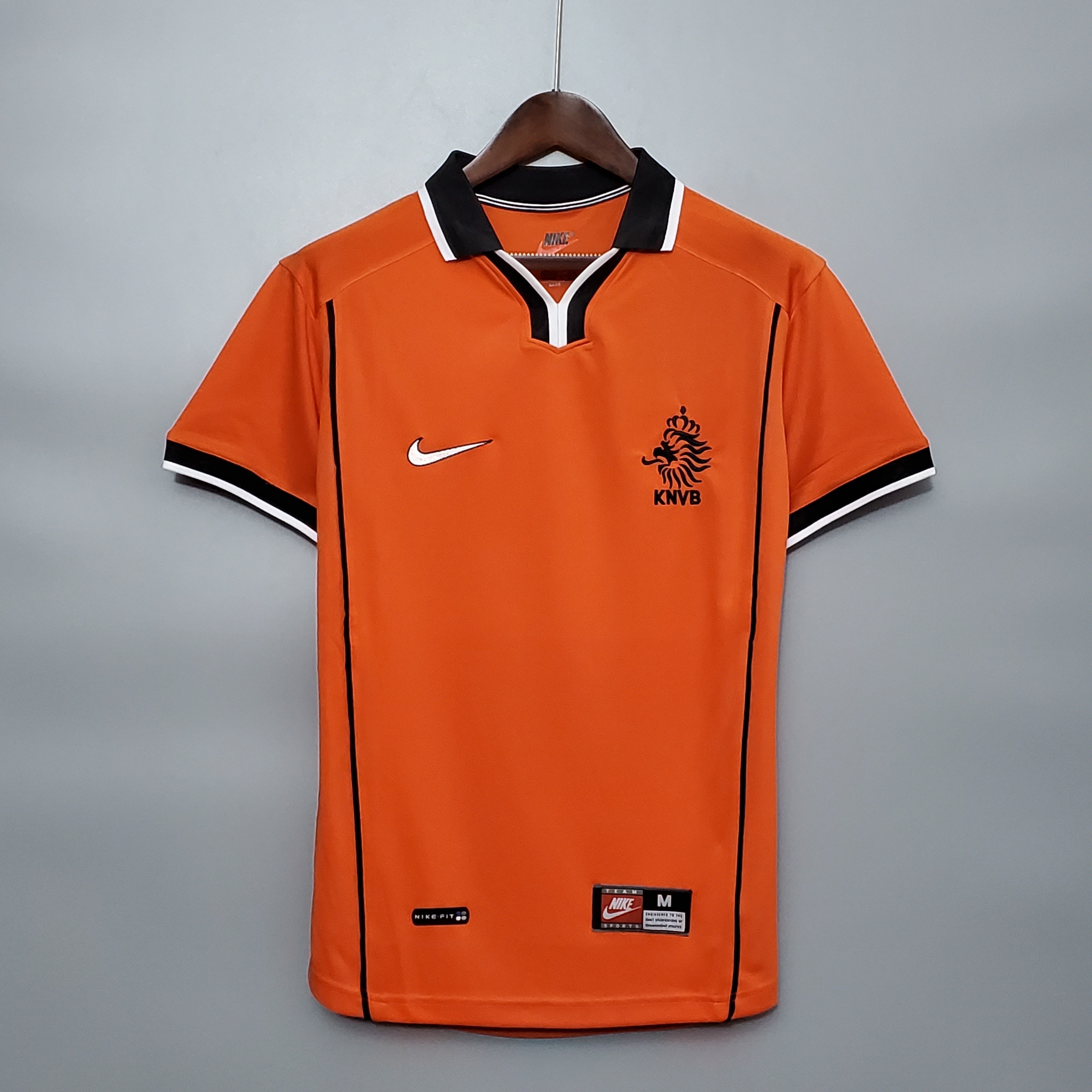 1998 Netherlands home 4