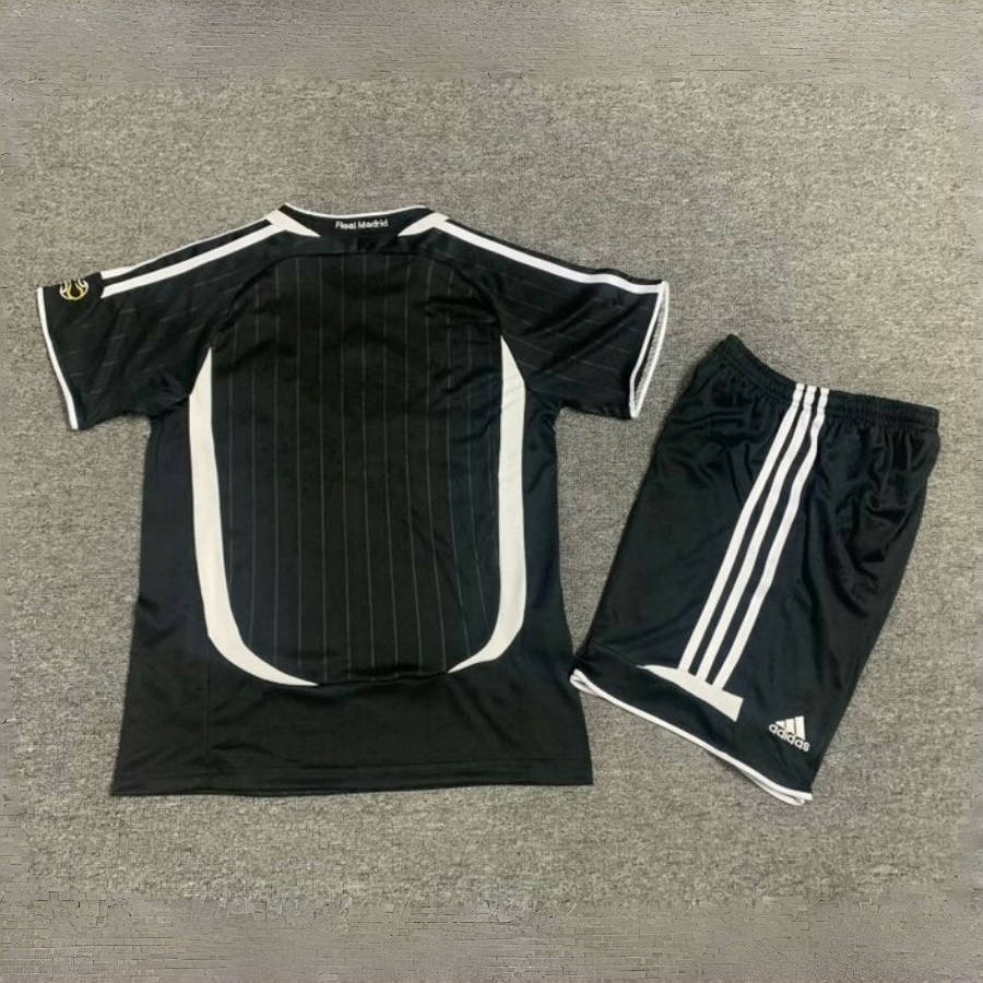 06-07 Real Madrid Away Retro Kid Kits Vintage Youth Apparels AAAAJersey Supplier Yupoo 1